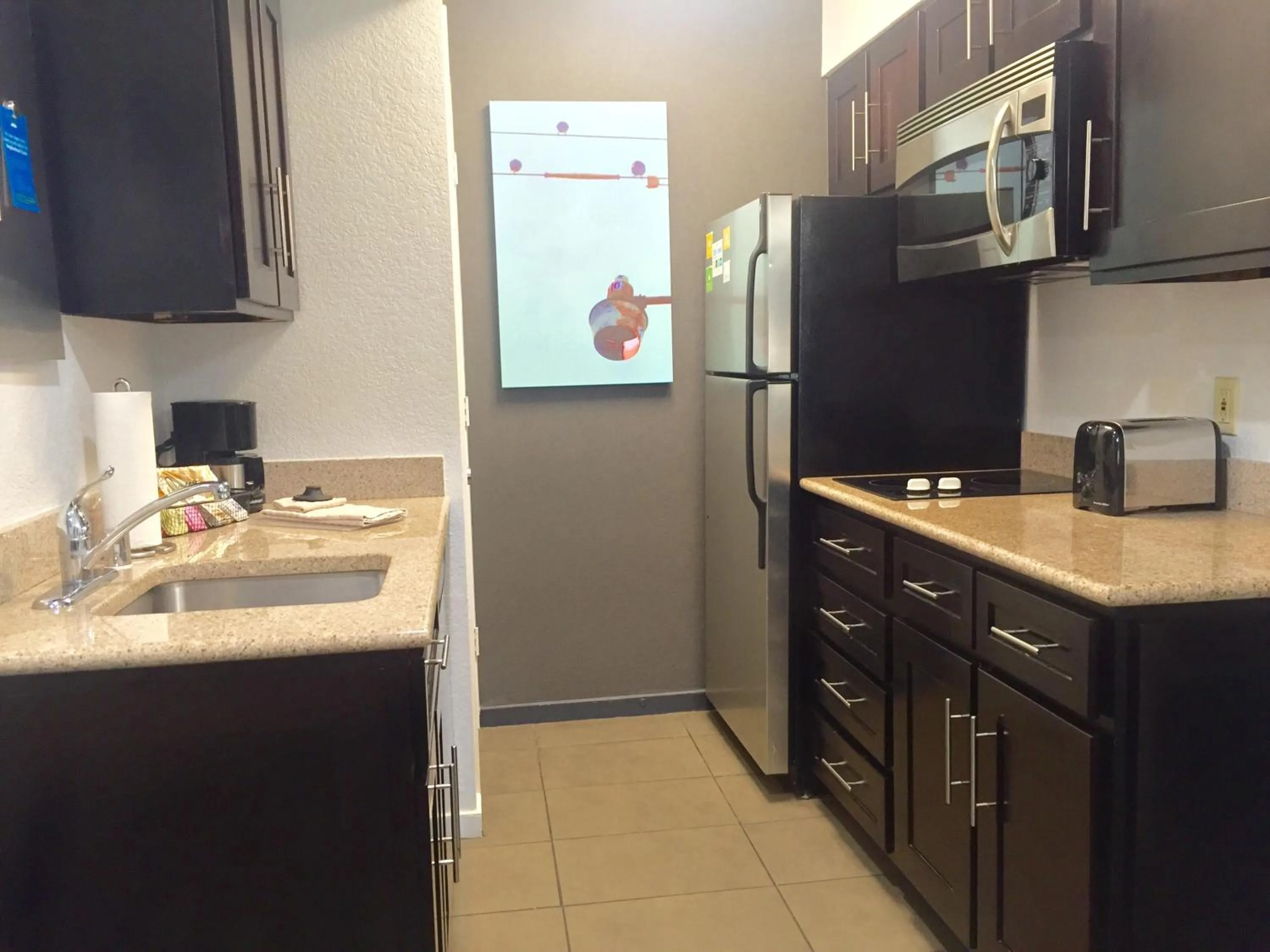 BBQ facilities in Hyatt House LAX Manhattan Beach