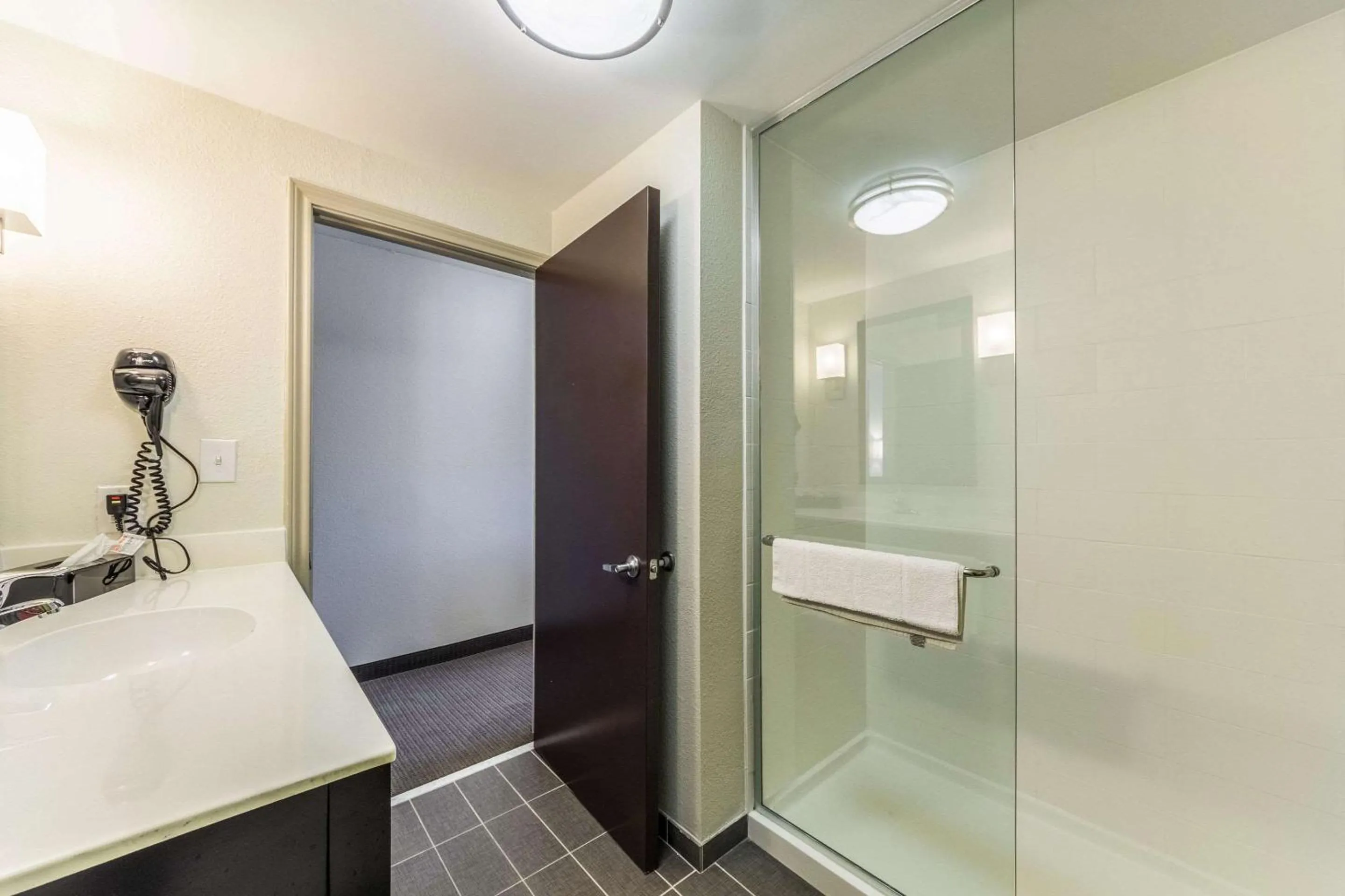 Bedroom in Sleep Inn & Suites