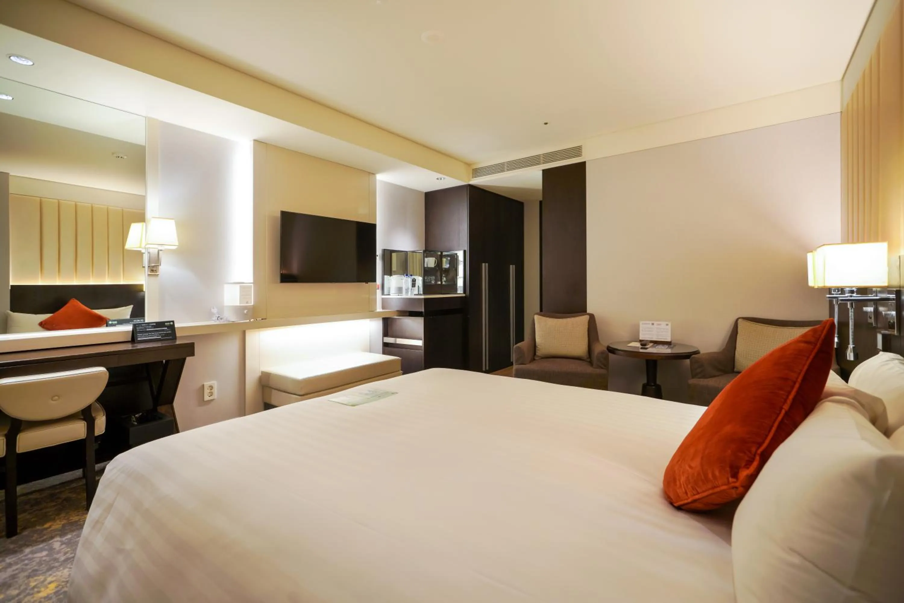 Bed in Solaria Nishitetsu Hotel Seoul Myeongdong - Renovated in 2025