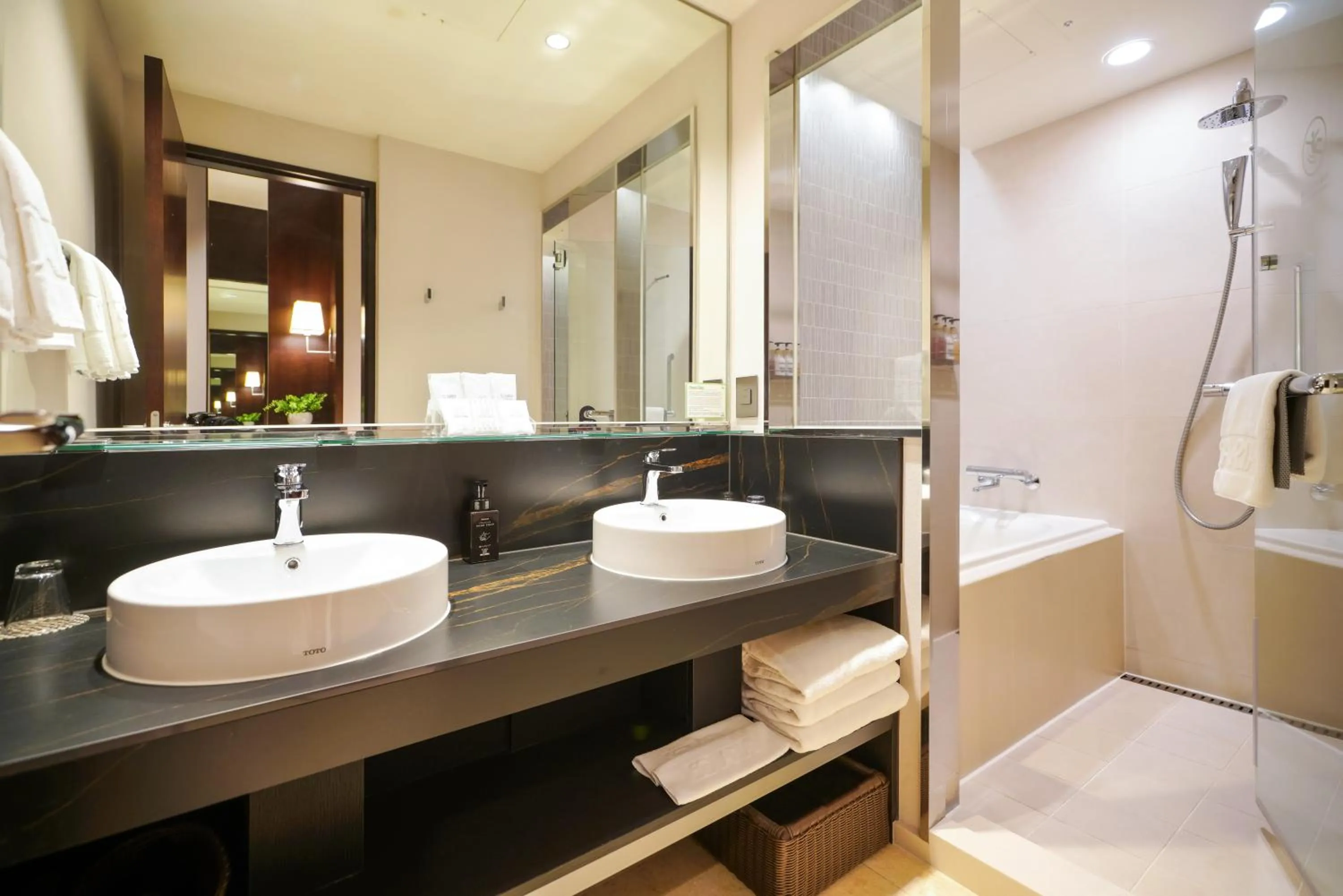 Solaria Nishitetsu Hotel Seoul Myeongdong - Renovated in 2025