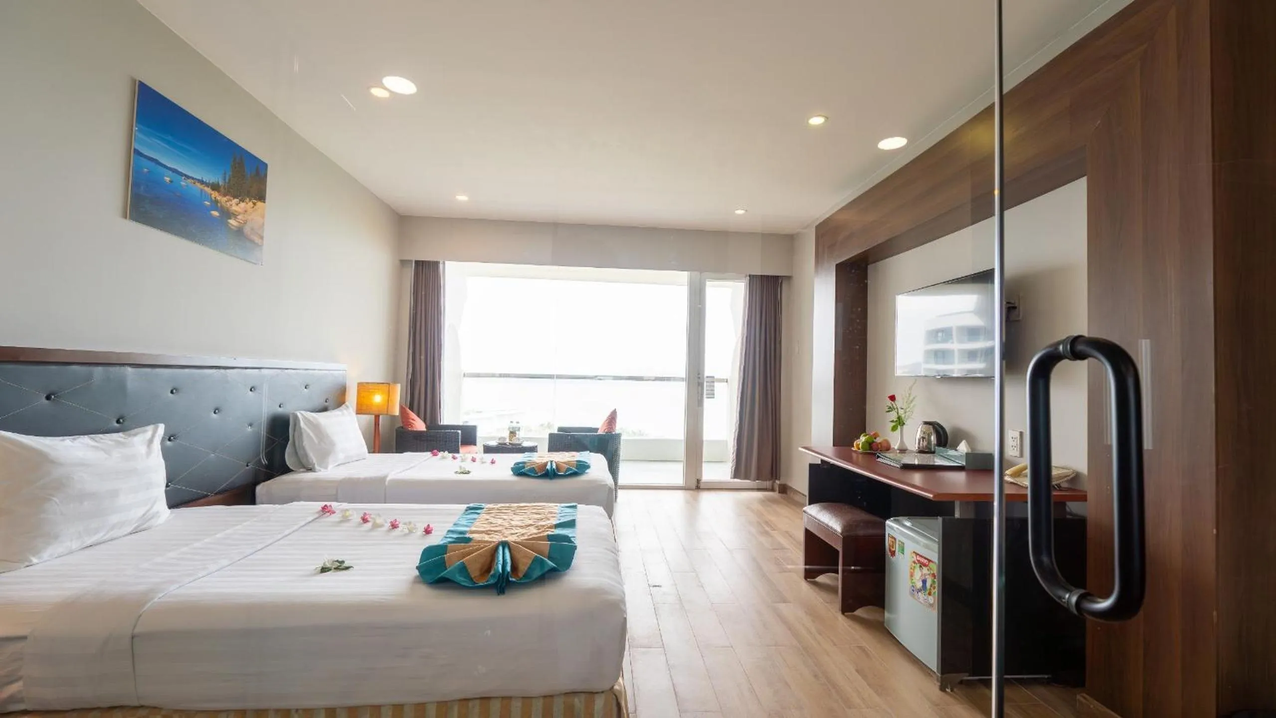 Bedroom, Bed in Sandunes Beach Resort & Spa