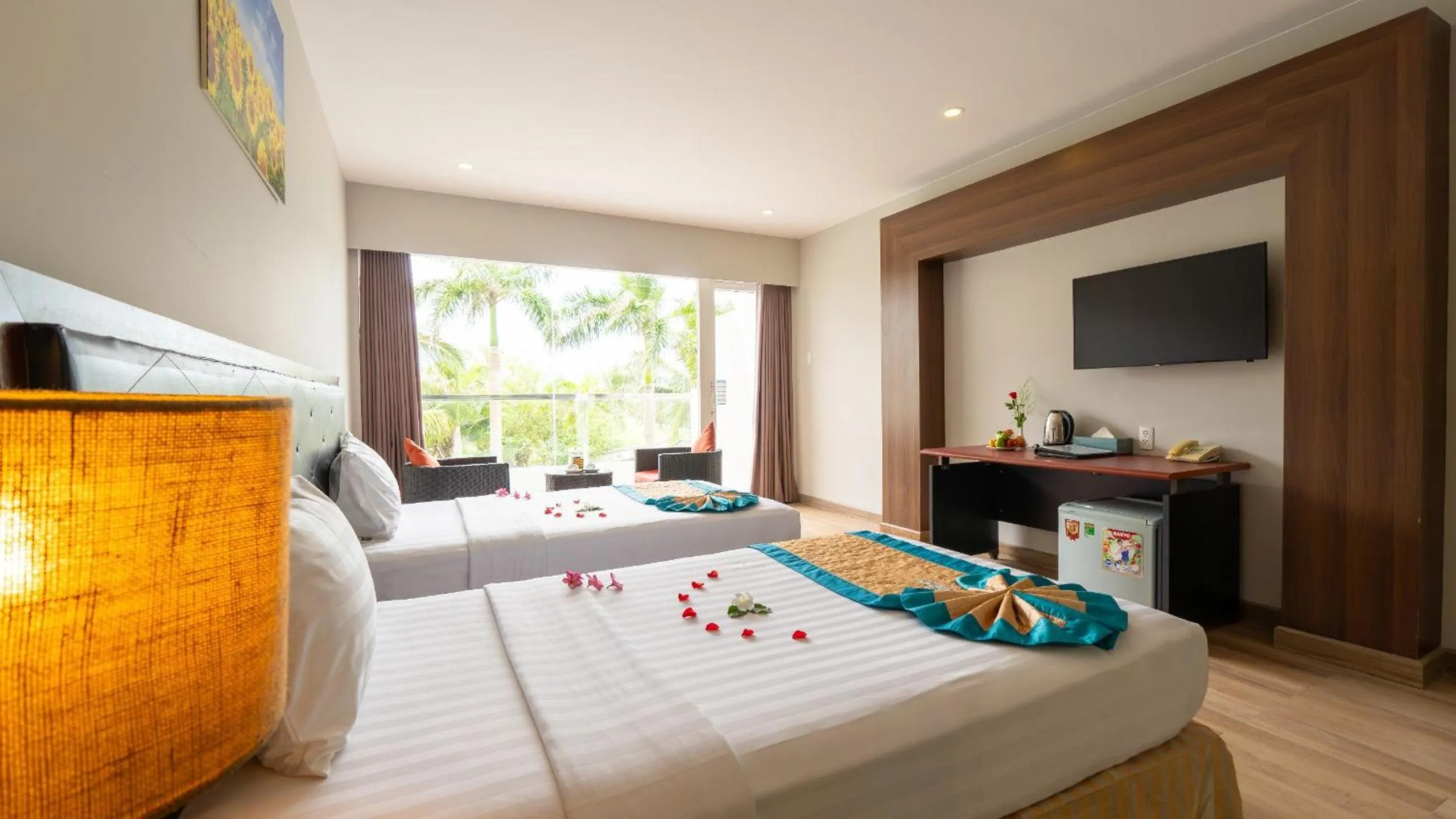 Bedroom, Bed in Sandunes Beach Resort & Spa