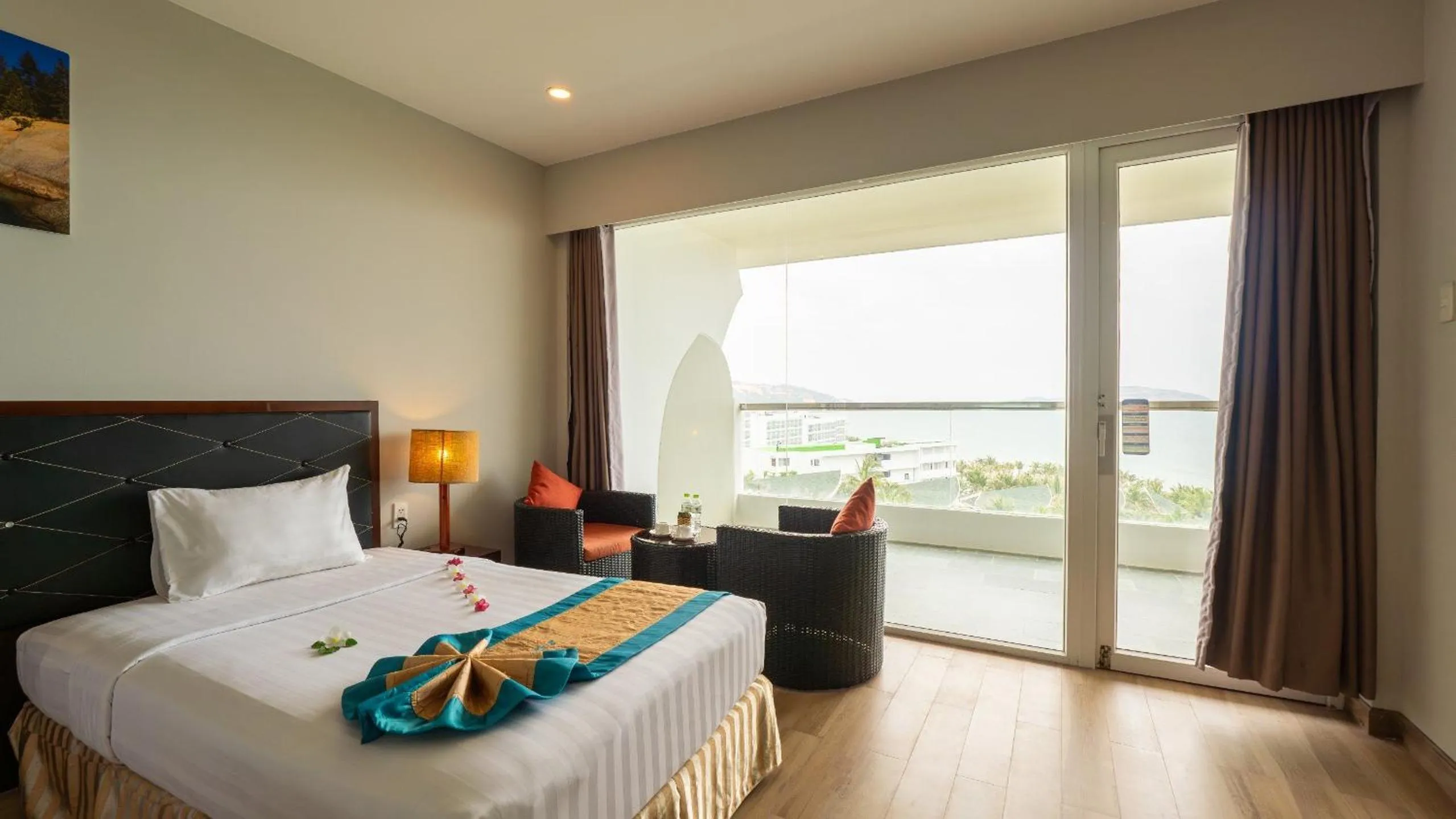 Bedroom, Bed in Sandunes Beach Resort & Spa