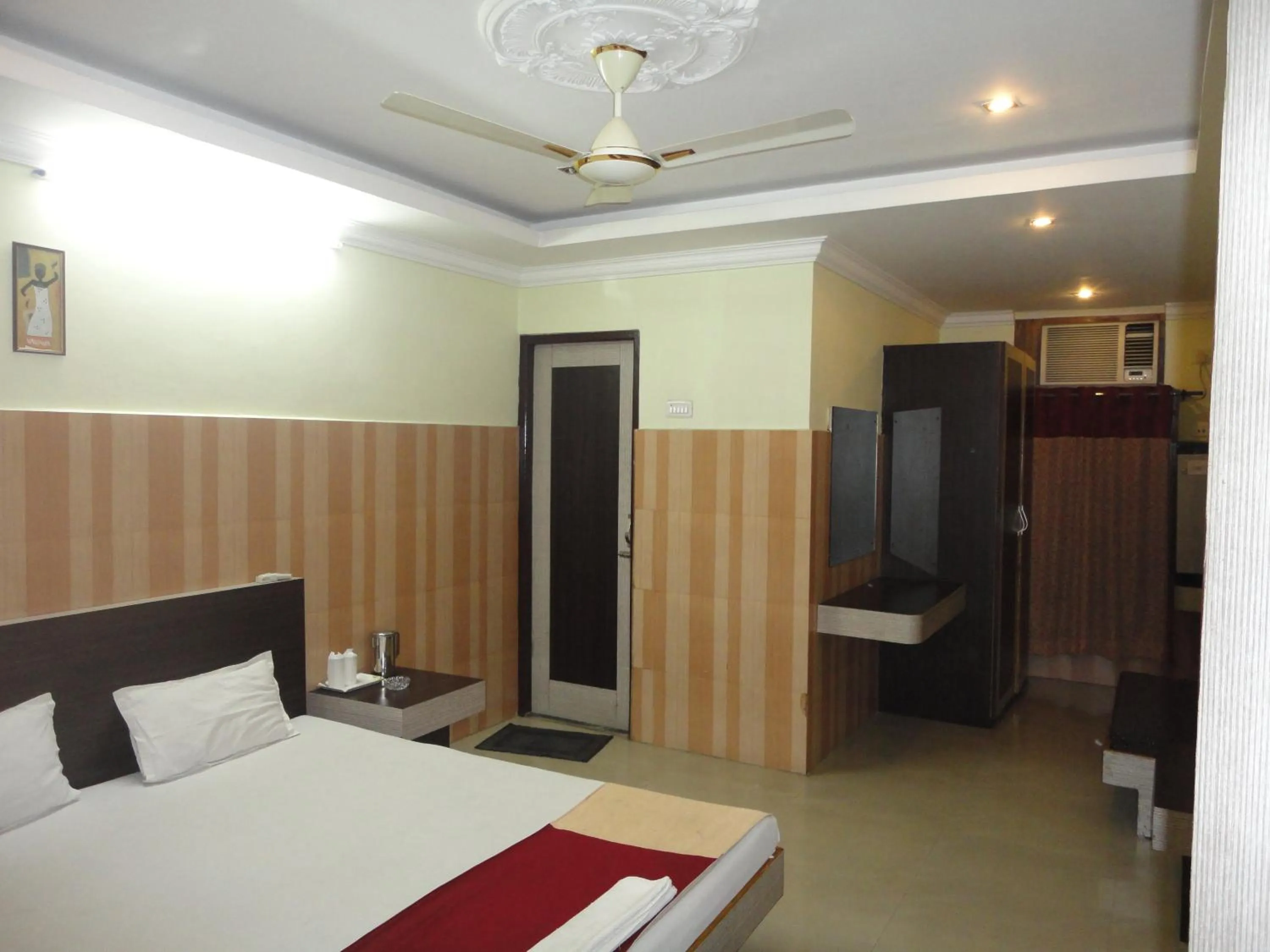 Photo of the whole room, Bed in Hotel Green Valley