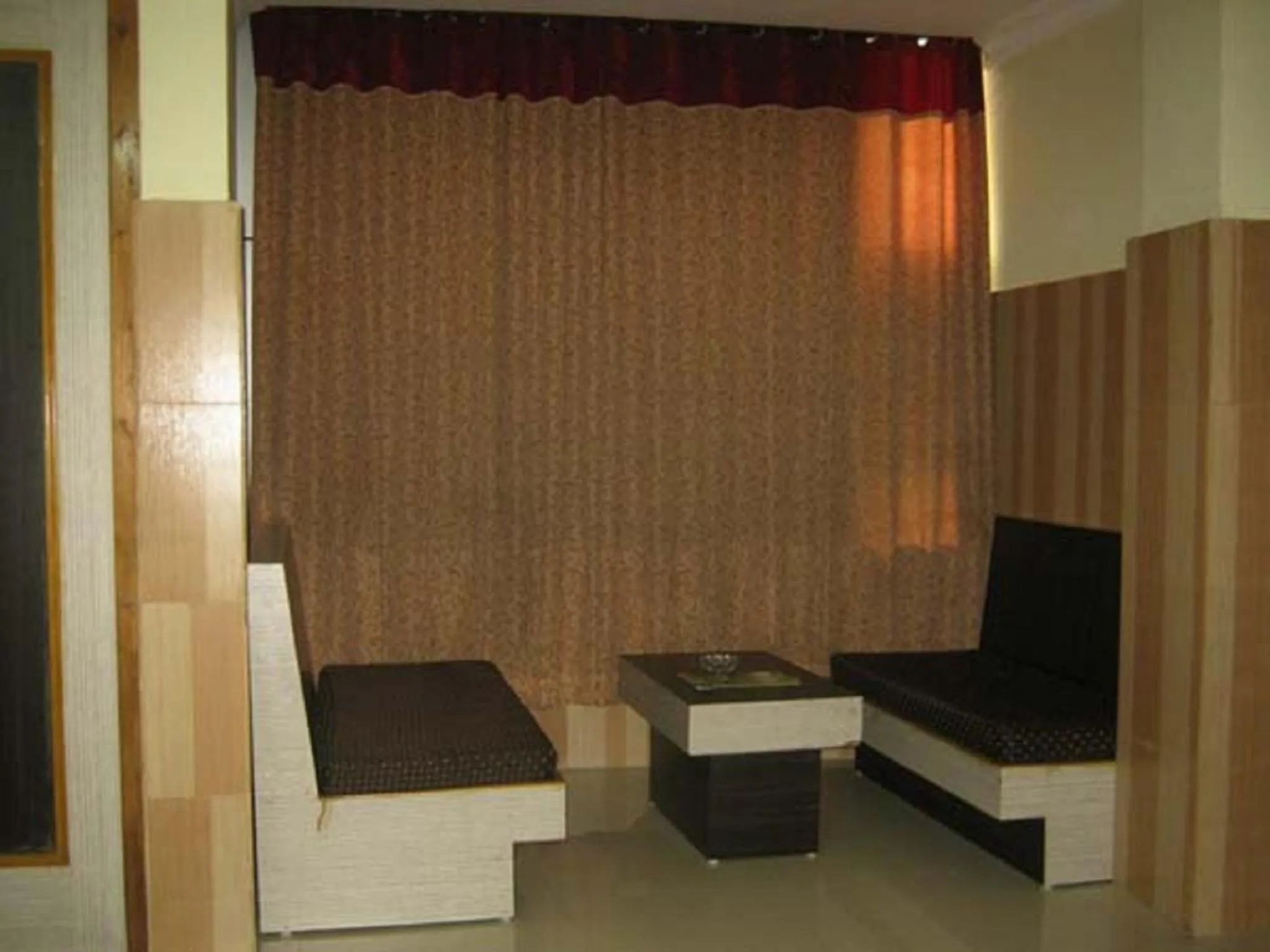 Seating area in Hotel Green Valley