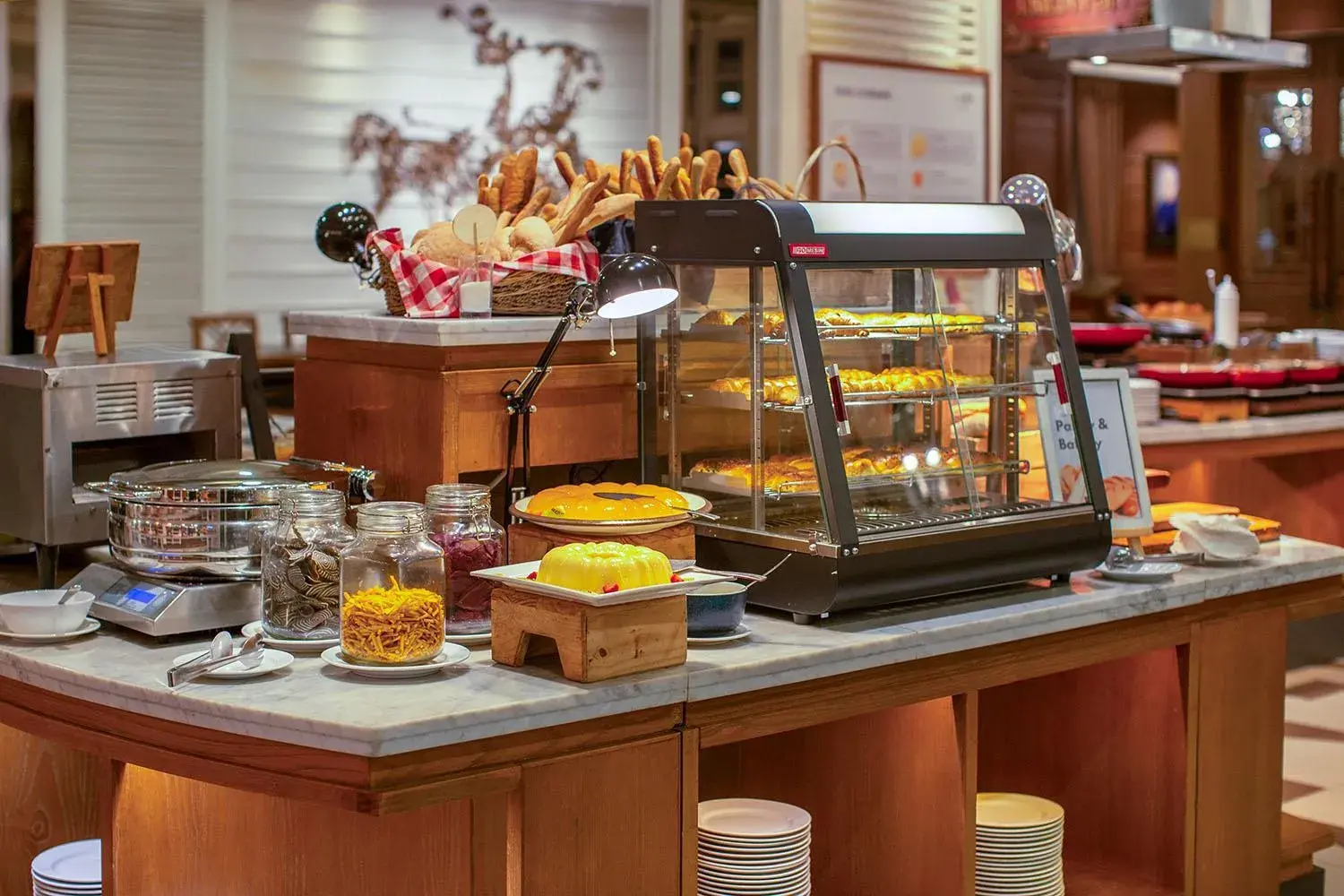 Restaurant/places to eat in THE 1O1 Bogor Suryakancana Restaurant/places to eat in THE 1O1 Bogor Suryakancana