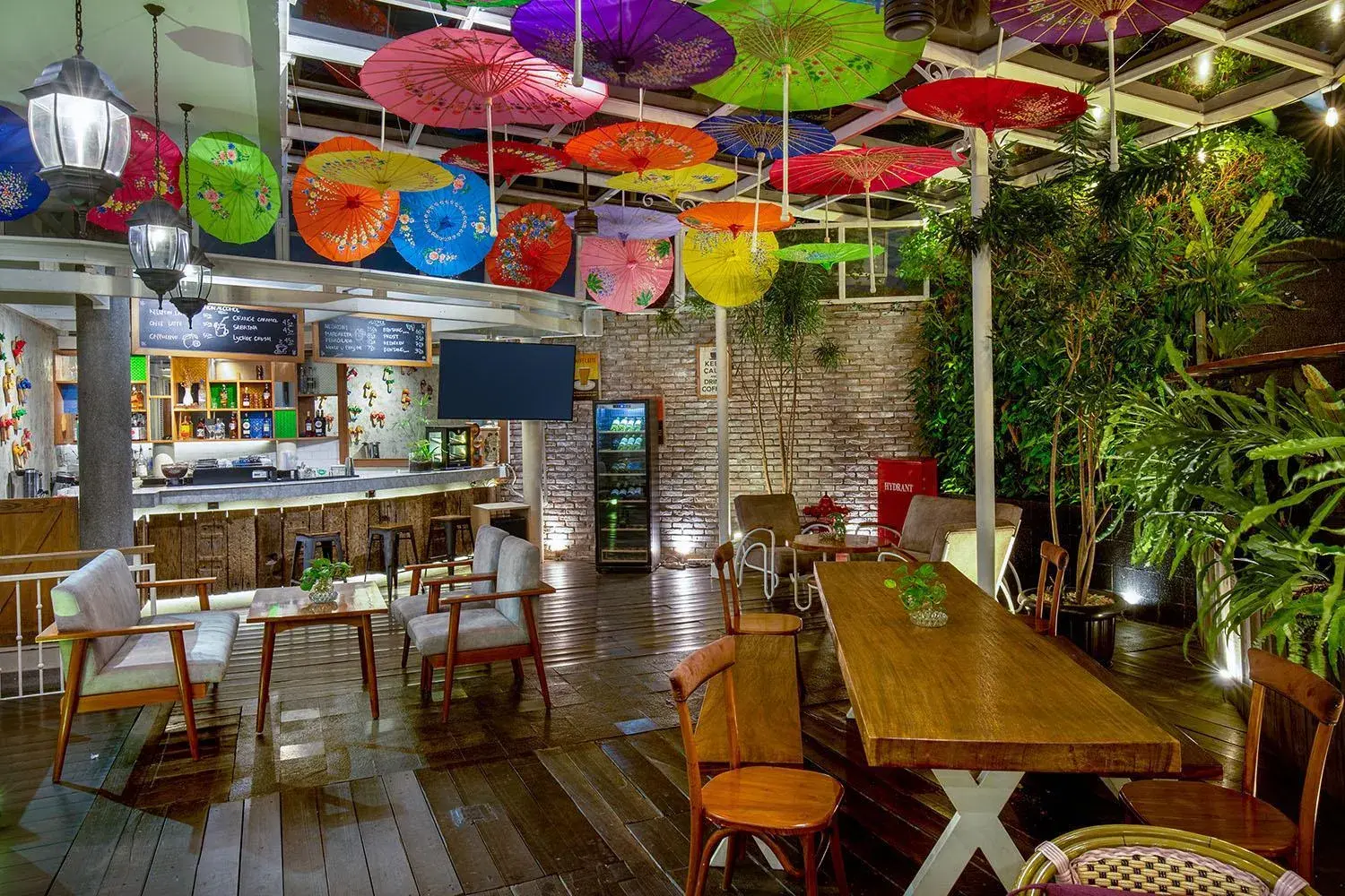 Lounge or bar in THE 1O1 Bogor Suryakancana Lounge or bar in THE 1O1 Bogor Suryakancana