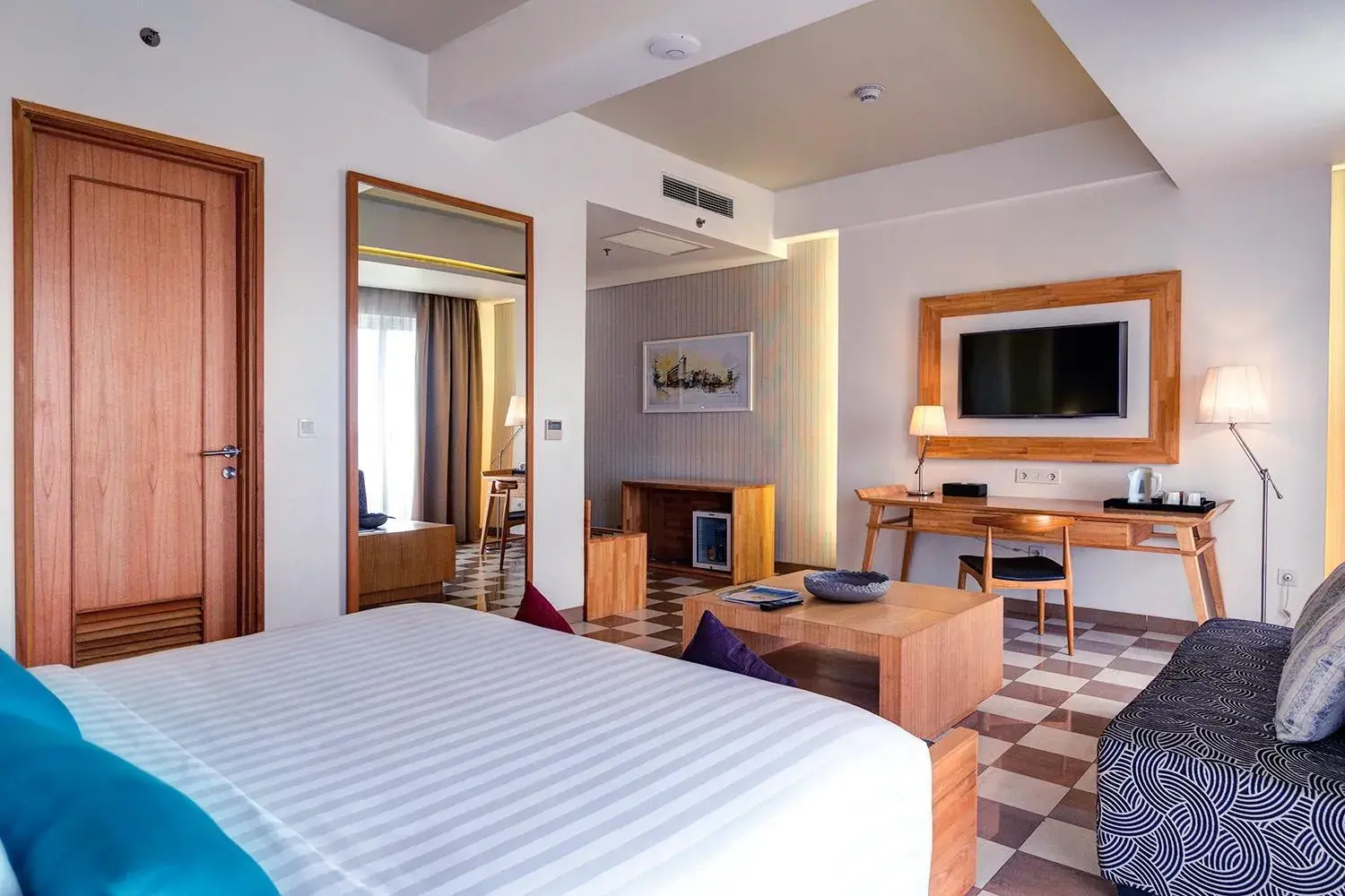 Executive Suite with City View - Balcony in THE 1O1 Bogor Suryakancana Executive Suite with City View - Balcony in THE 1O1 Bogor Suryakancana