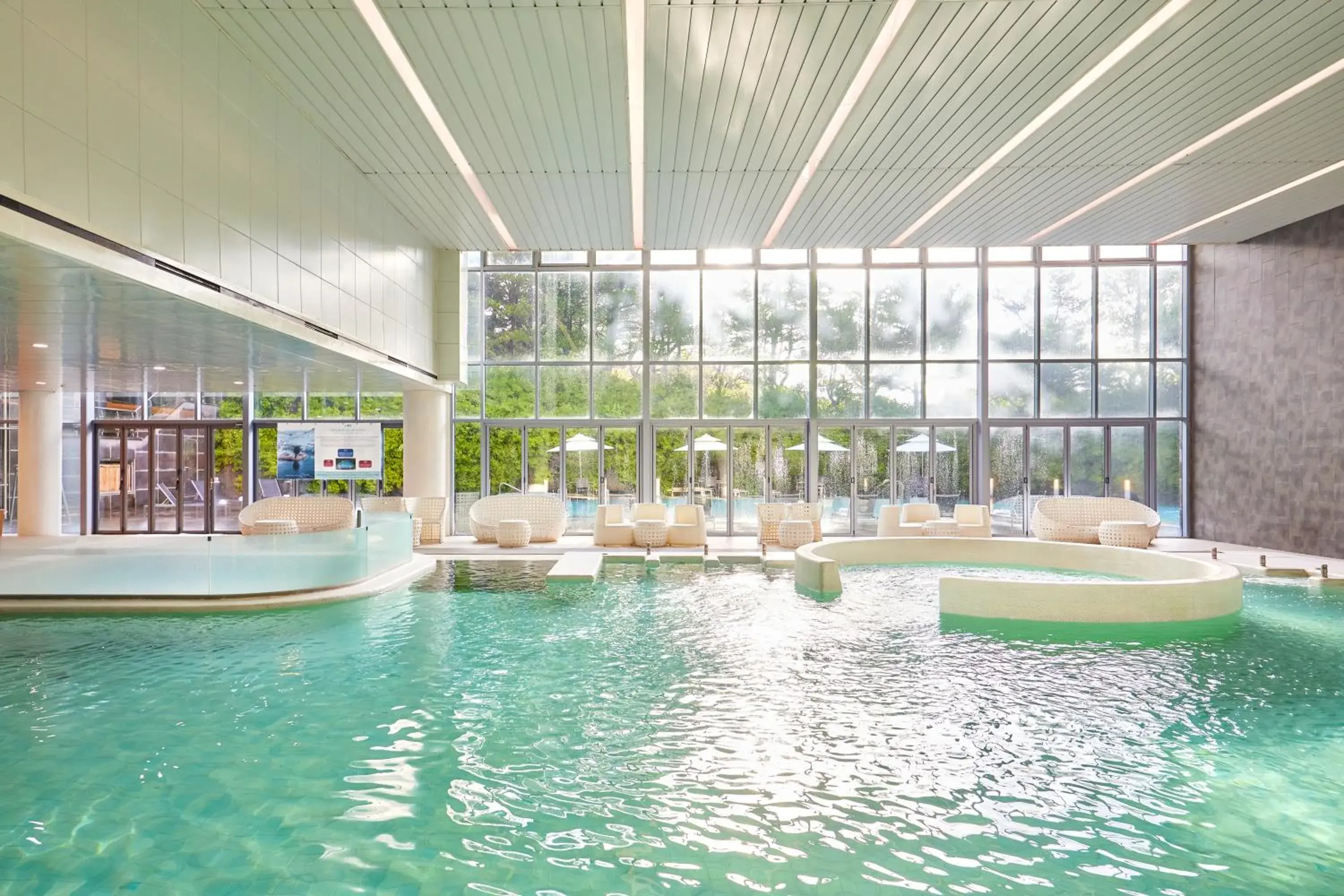 Swimming pool in WE Hotel Jeju Swimming pool in WE Hotel Jeju