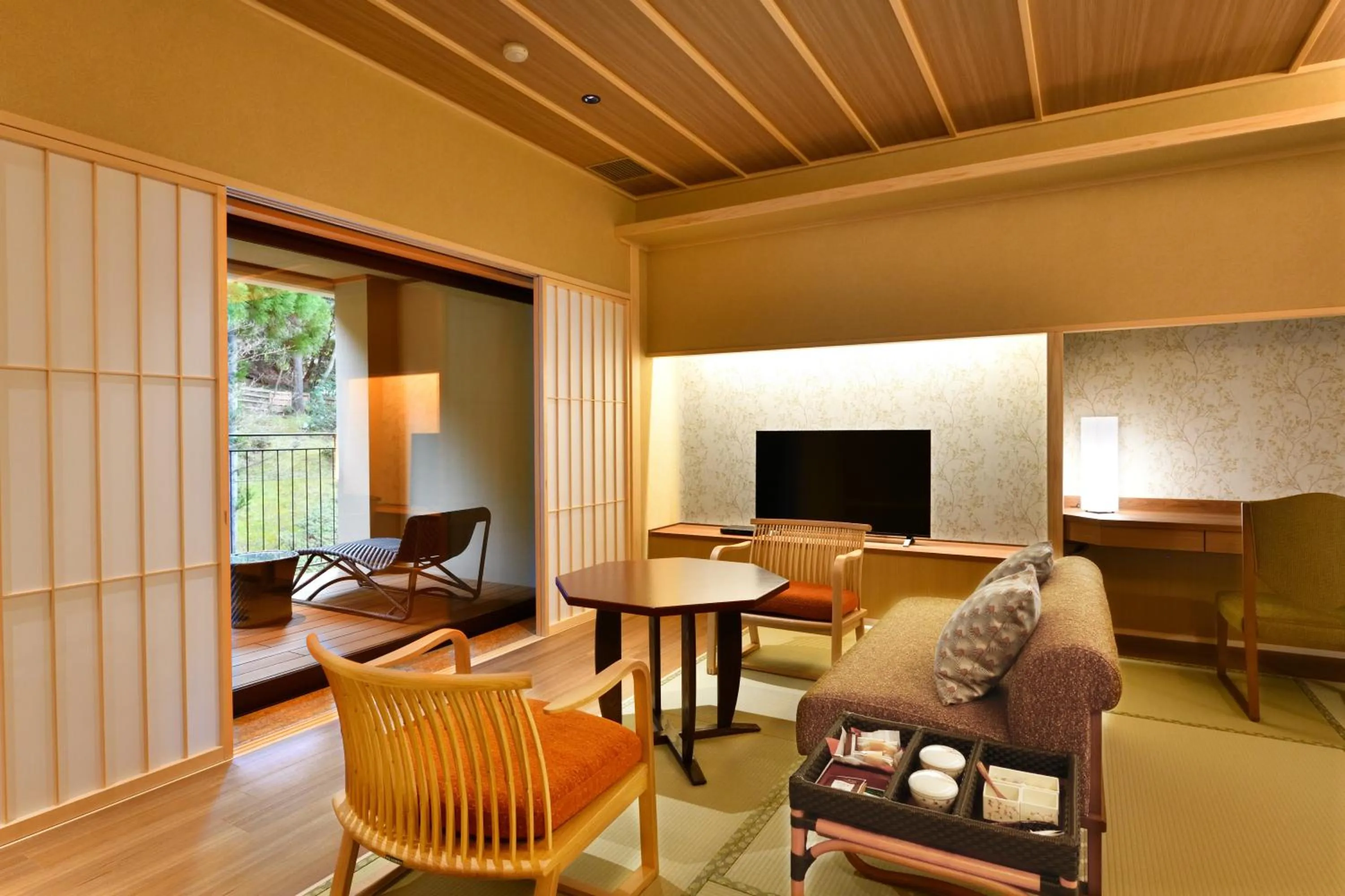 Photo of the whole room in Kyo Yunohana Resort Suisen