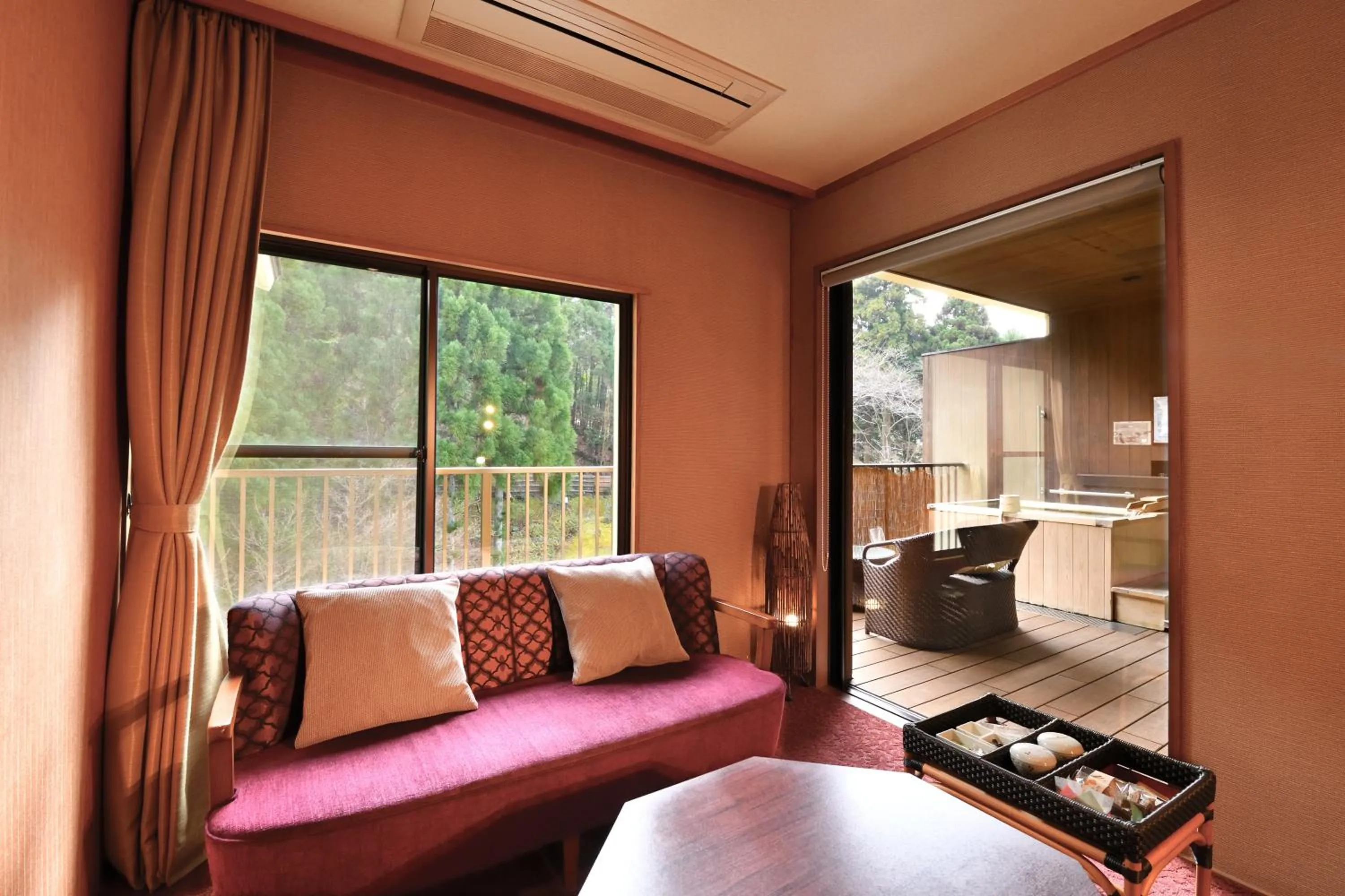 Photo of the whole room in Kyo Yunohana Resort Suisen