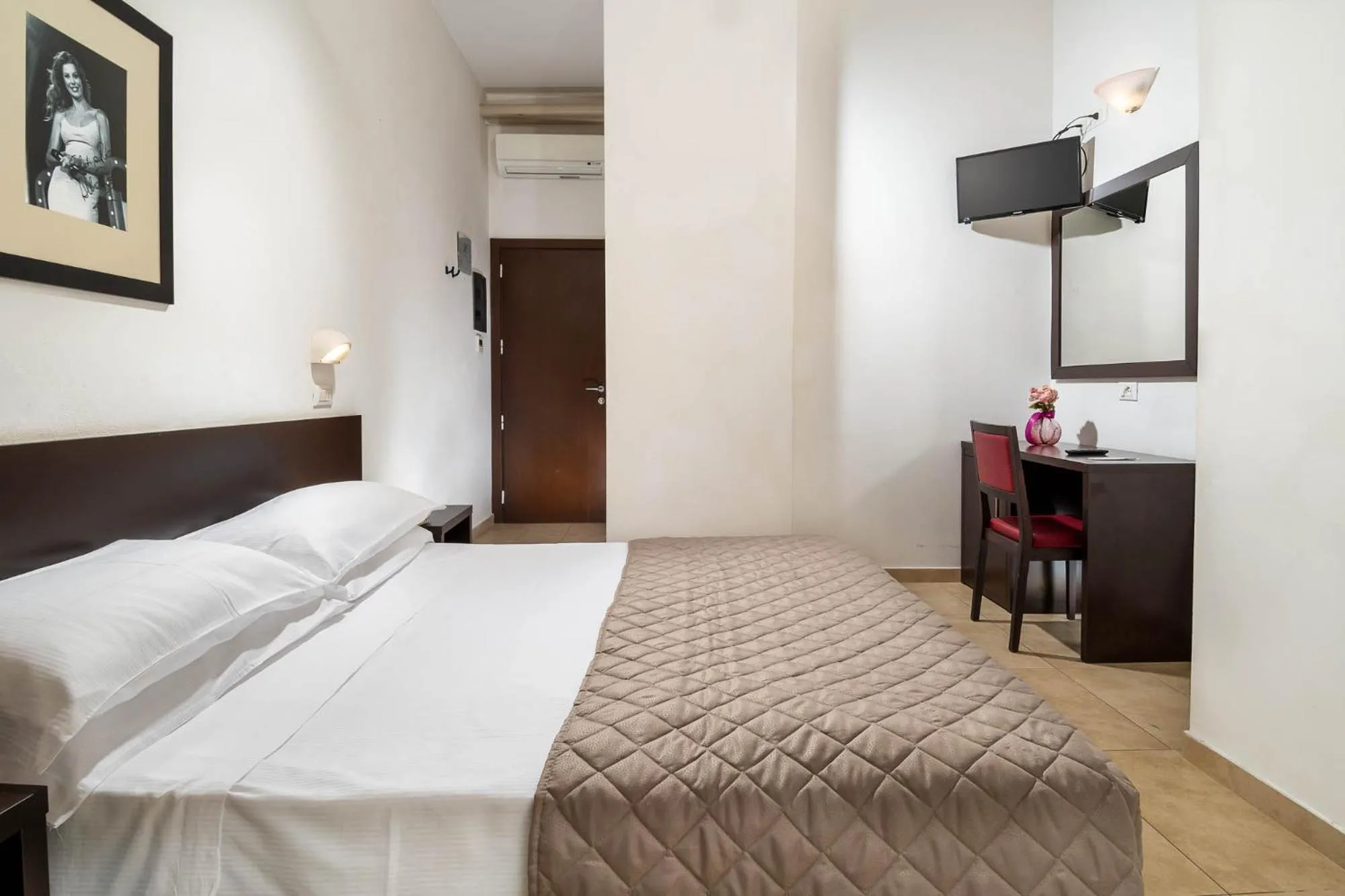 Bedroom, Bed in Union Park Hotel al mare con Piscina - Parcheggio - Spiaggia - A MH Collection Hotels