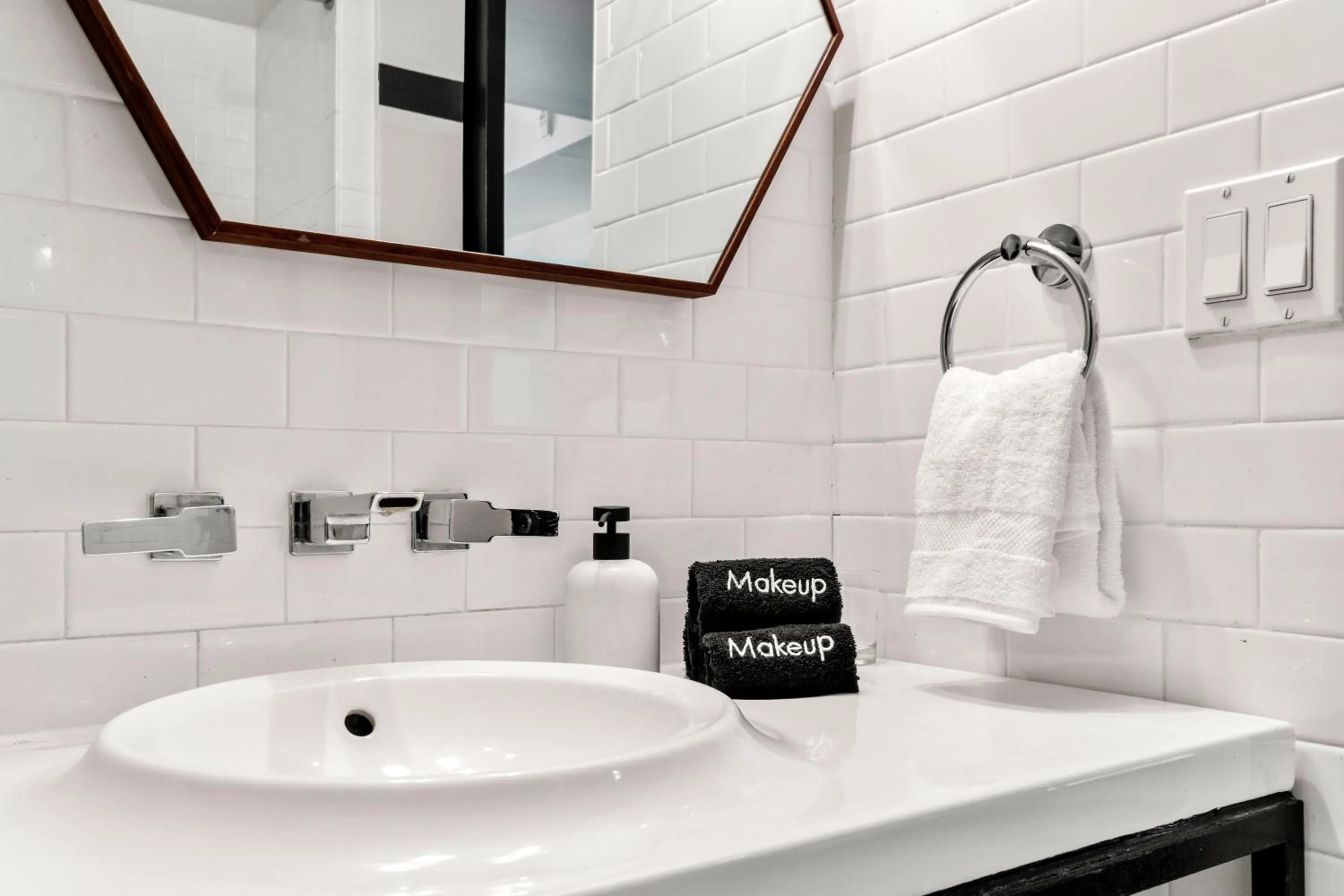 Bathroom in The Daydrift