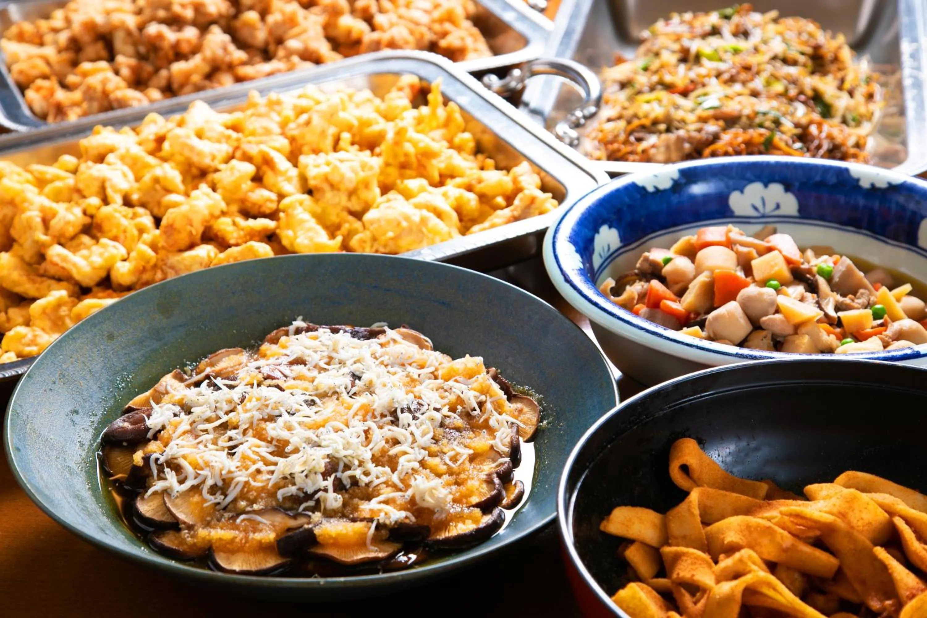 Buffet breakfast in Yufuin Sansuikan