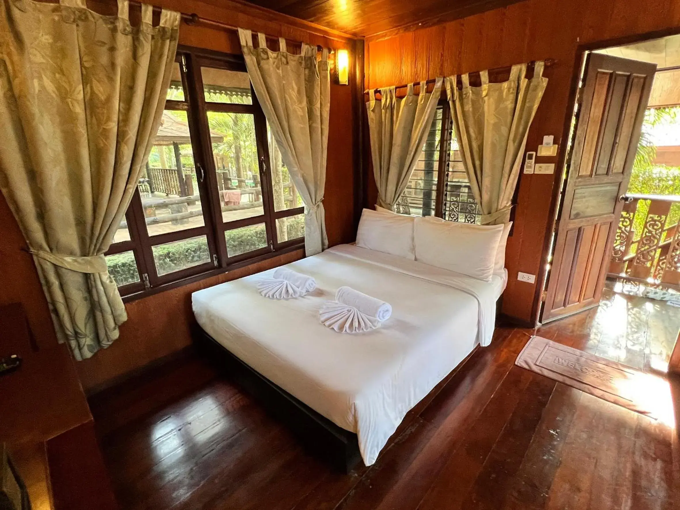 Bedroom, Bed in The Canal Garden Resort