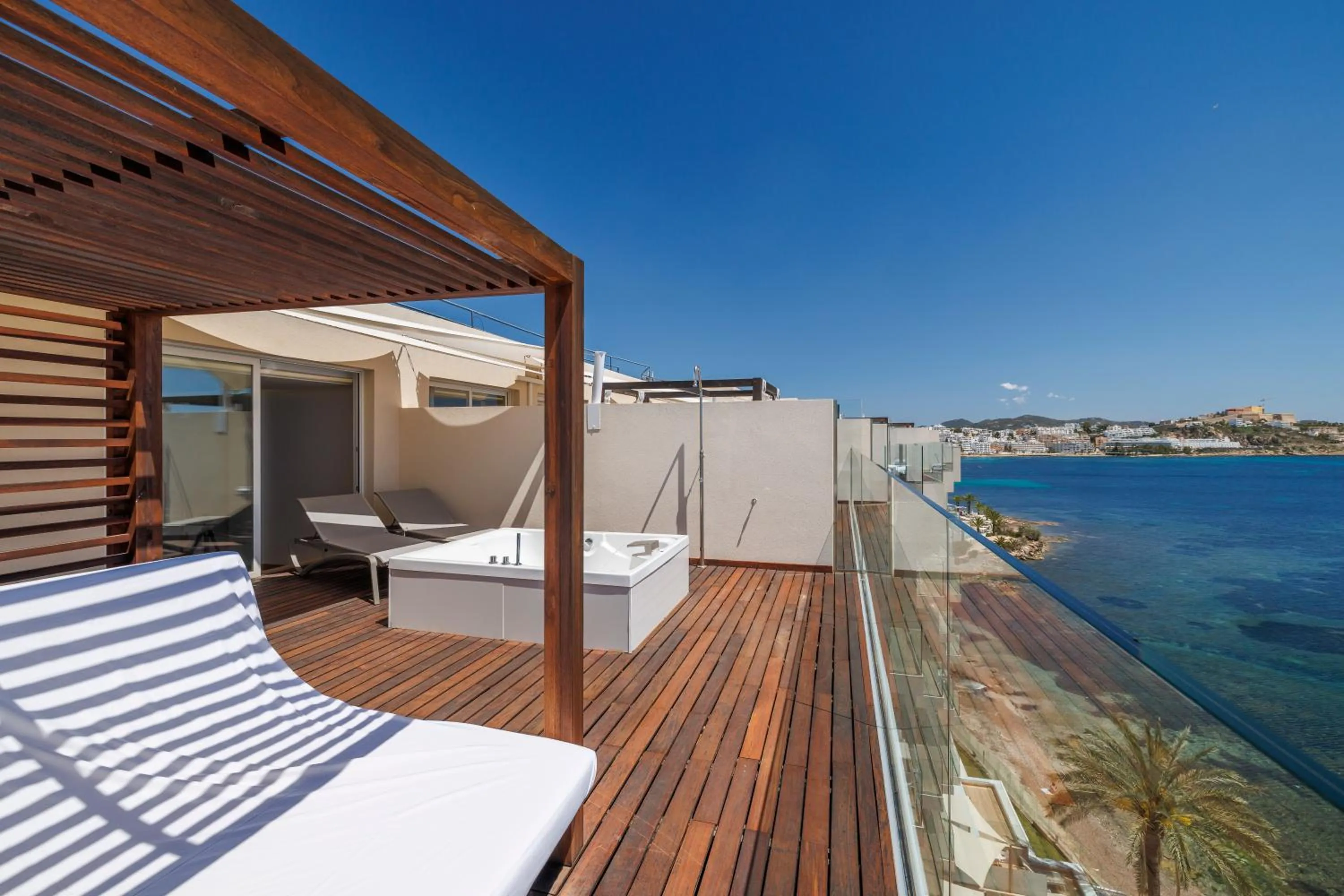 Hot Tub in Hotel Torre del Mar - Ibiza