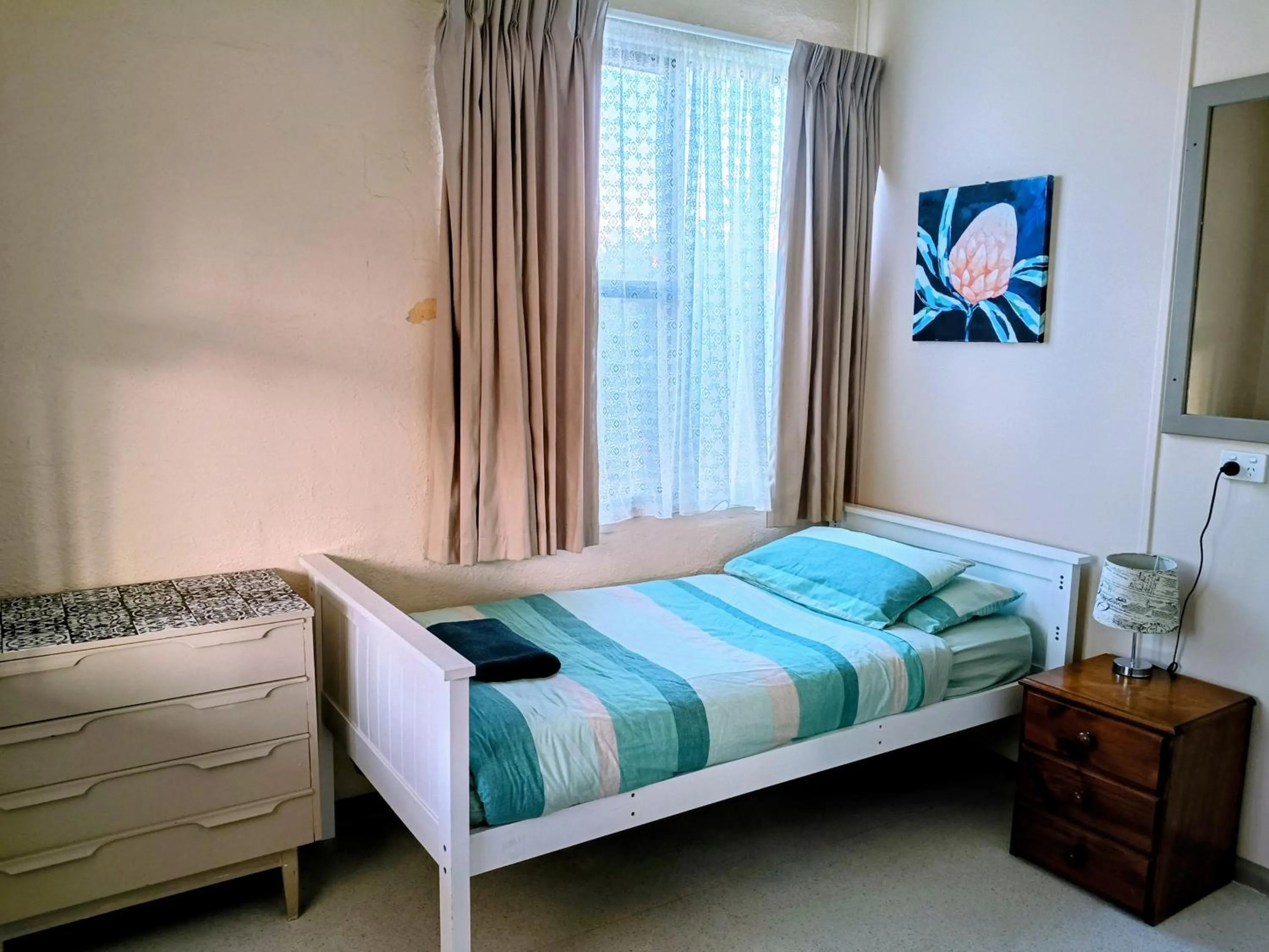 Bedroom, Bed in Lakes Entrance Holiday Units