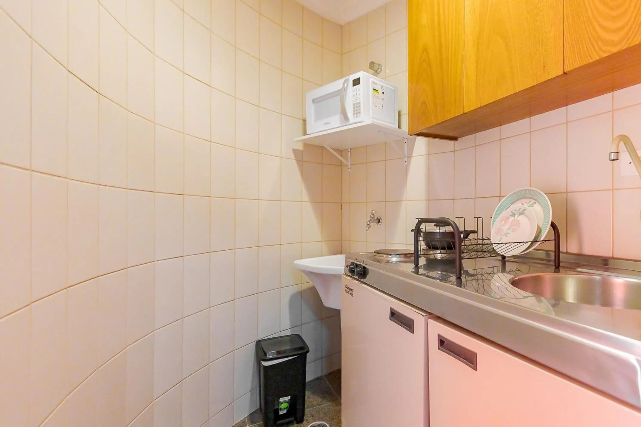 Kitchen or kitchenette in Batel Residence | Avenida do Batel | Gonzaga Stays