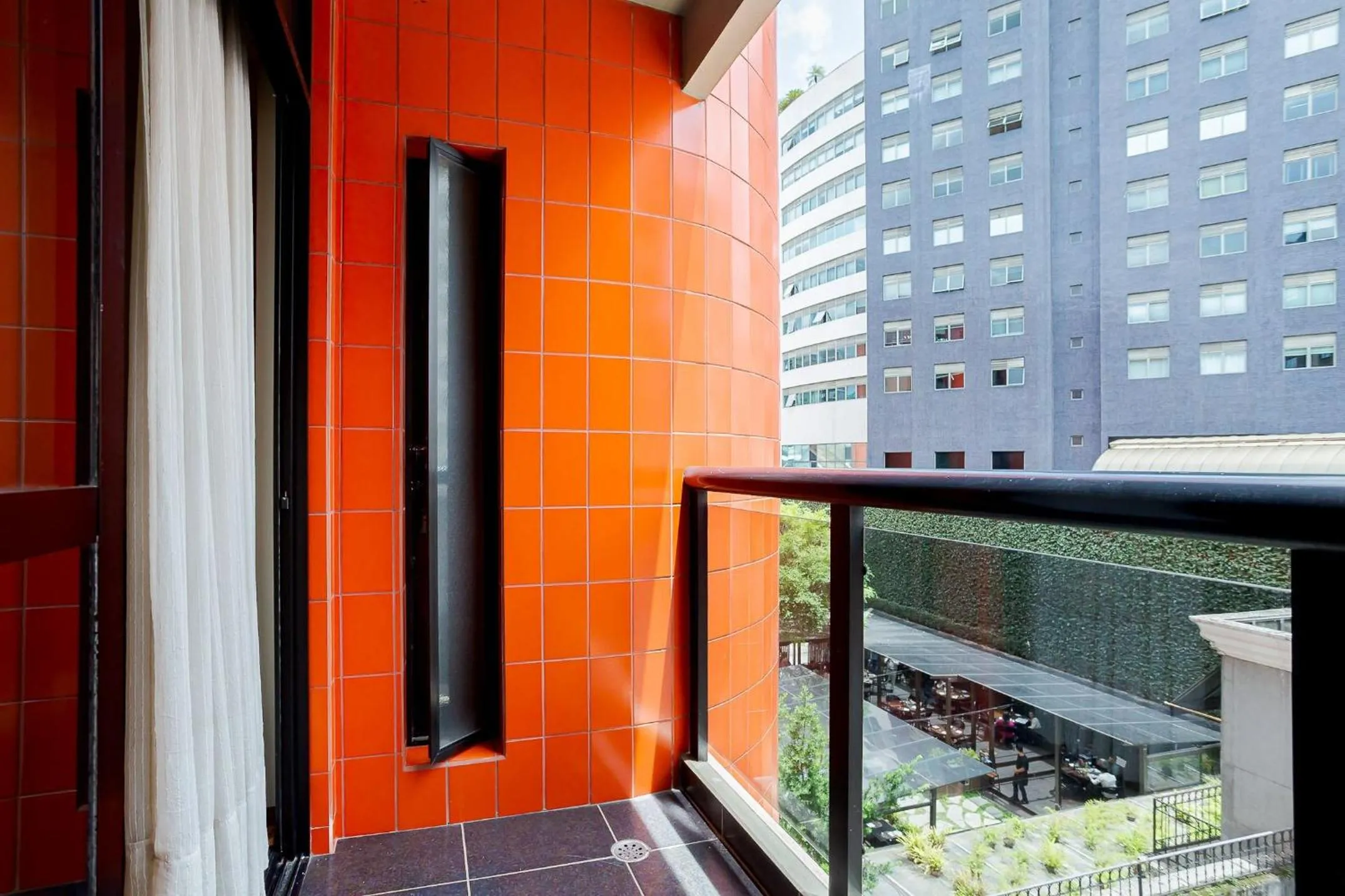 Balcony/Terrace in Batel Residence | Avenida do Batel | Gonzaga Stays