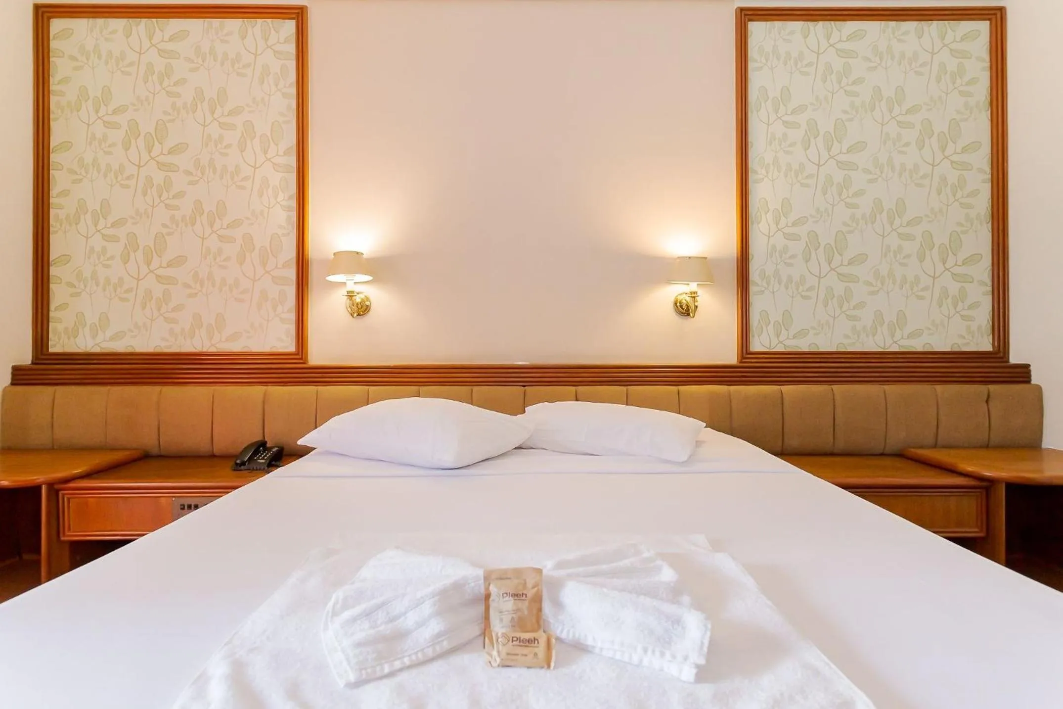 Bedroom, Bed in Batel Residence | Avenida do Batel | Gonzaga Stays