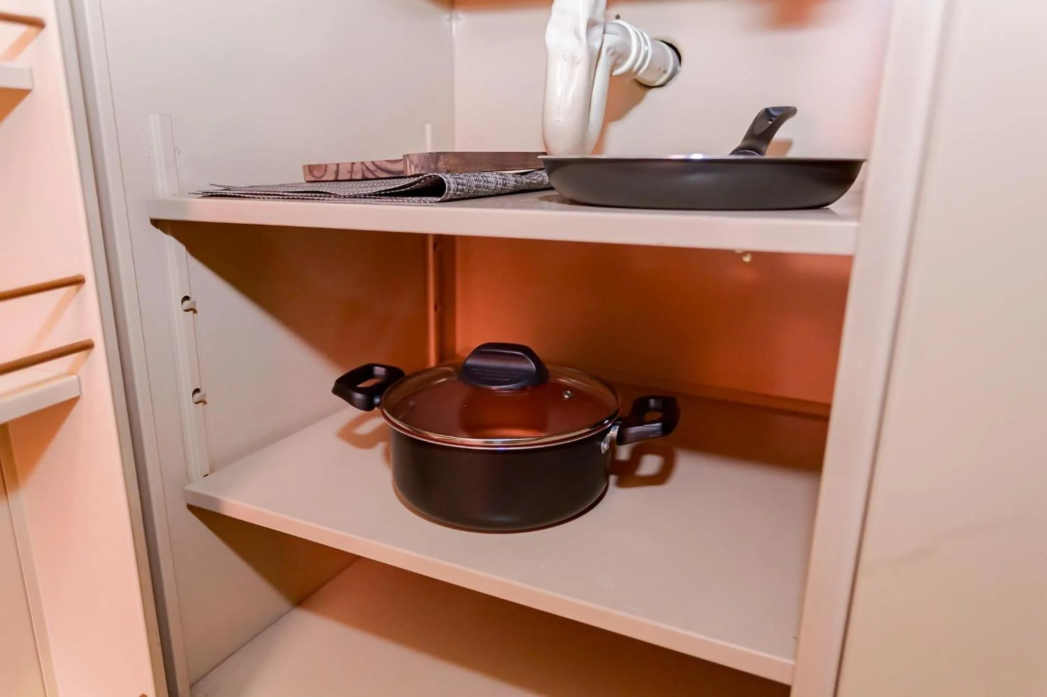 Kitchen or kitchenette in Batel Residence | Avenida do Batel | Gonzaga Stays