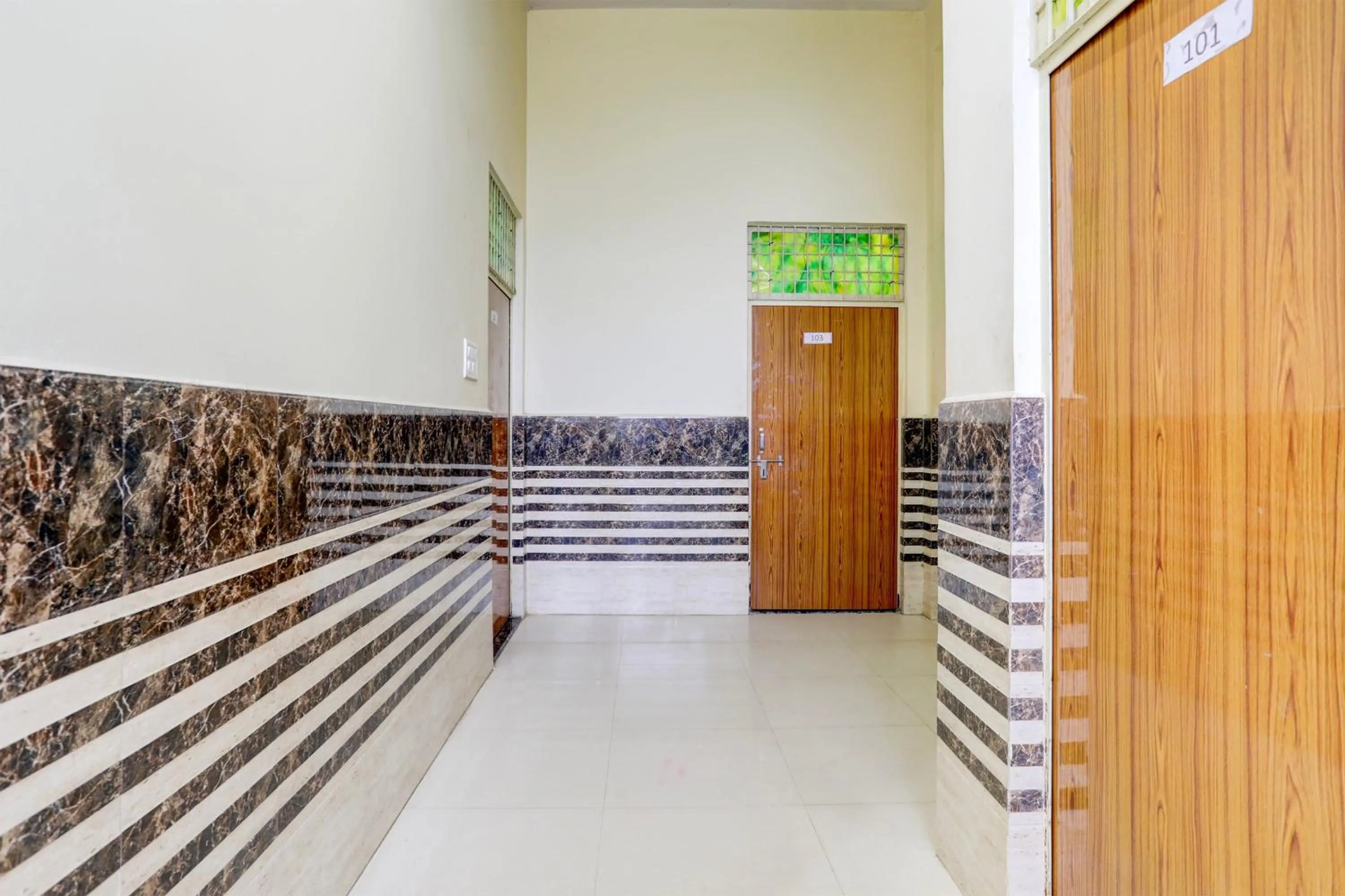 Hotel O SHREE MANDAP HOTEL