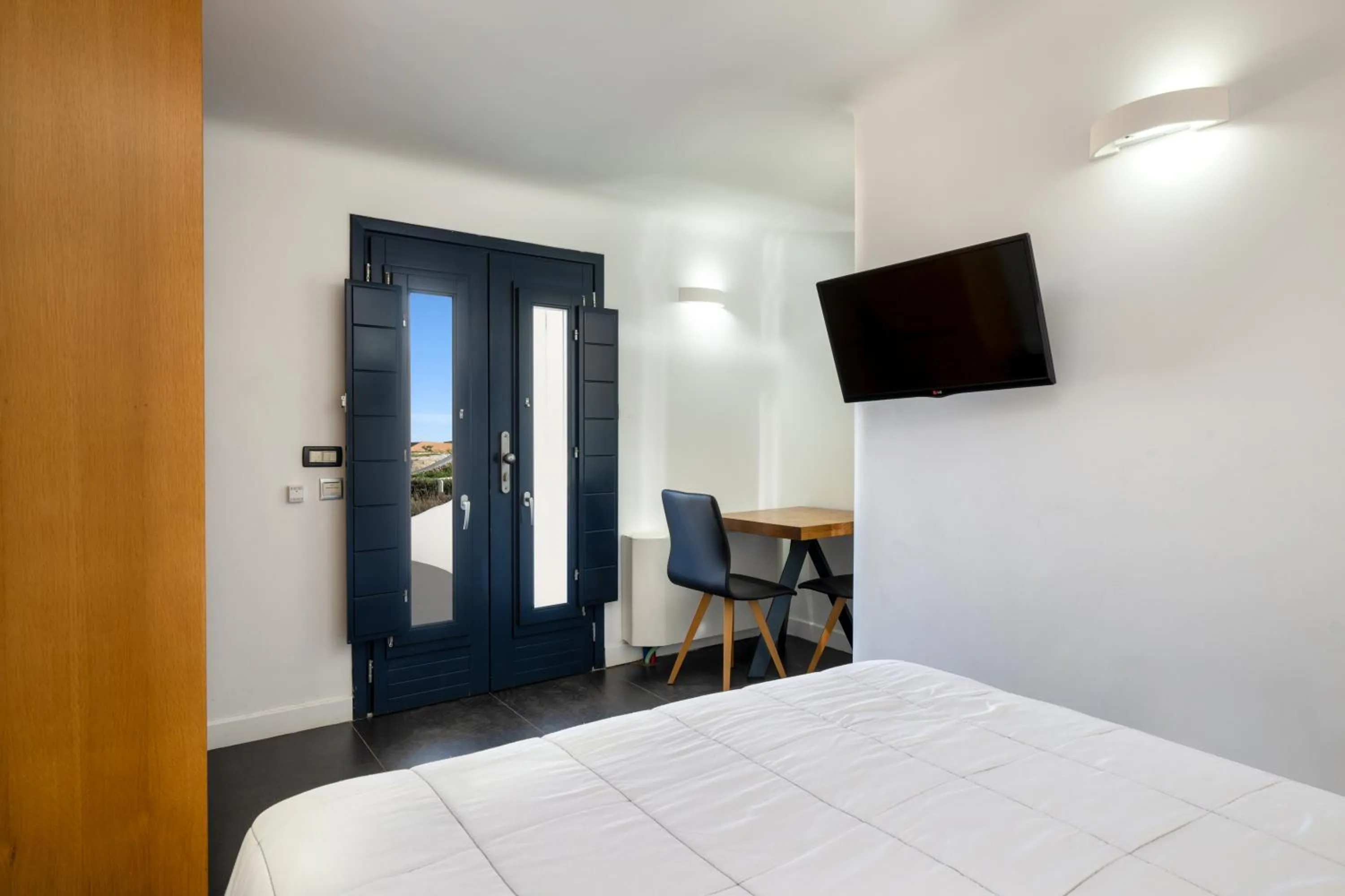 Photo of the whole room, Bed in Elea Resort - Adults Only