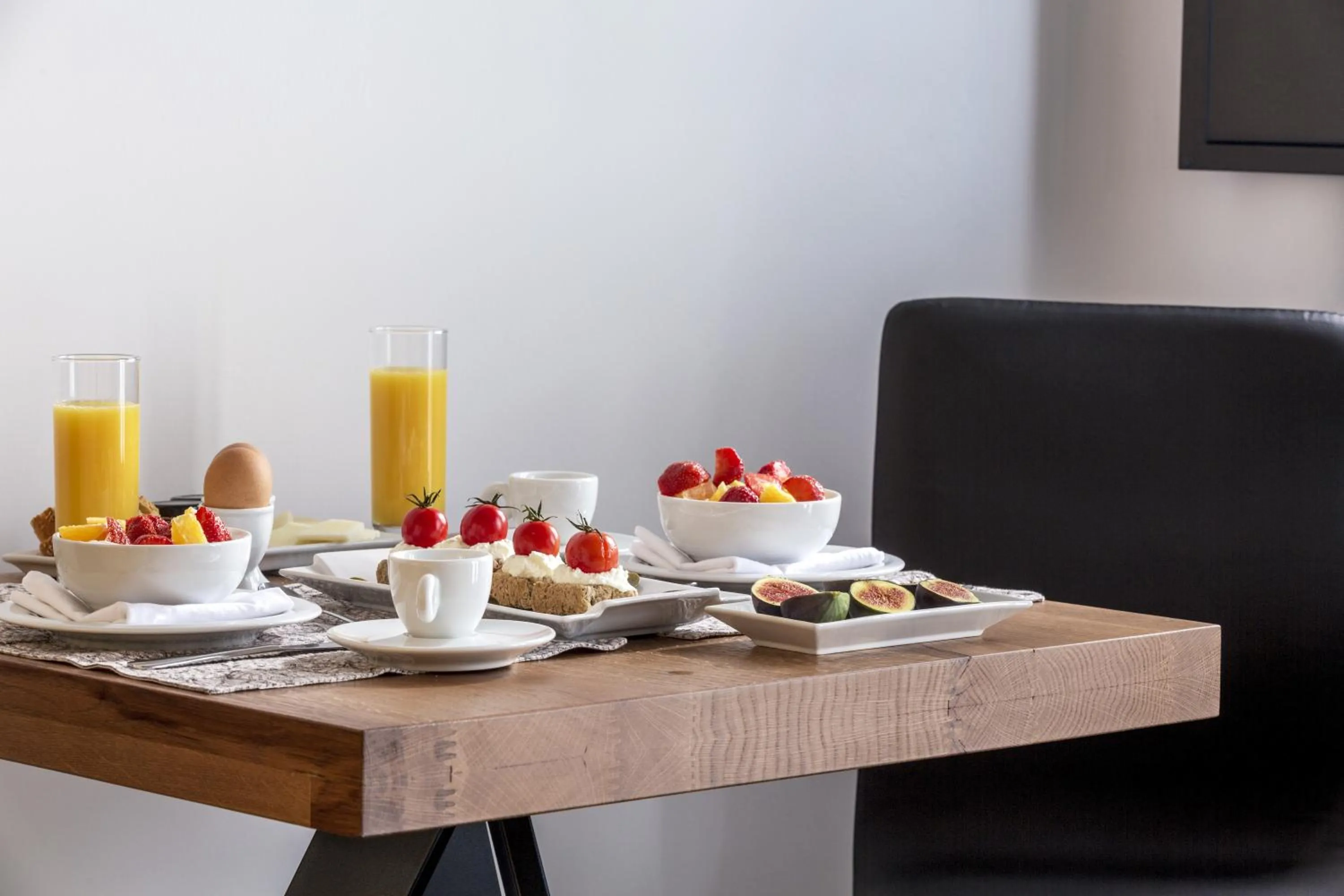 Food in Elea Resort - Adults Only