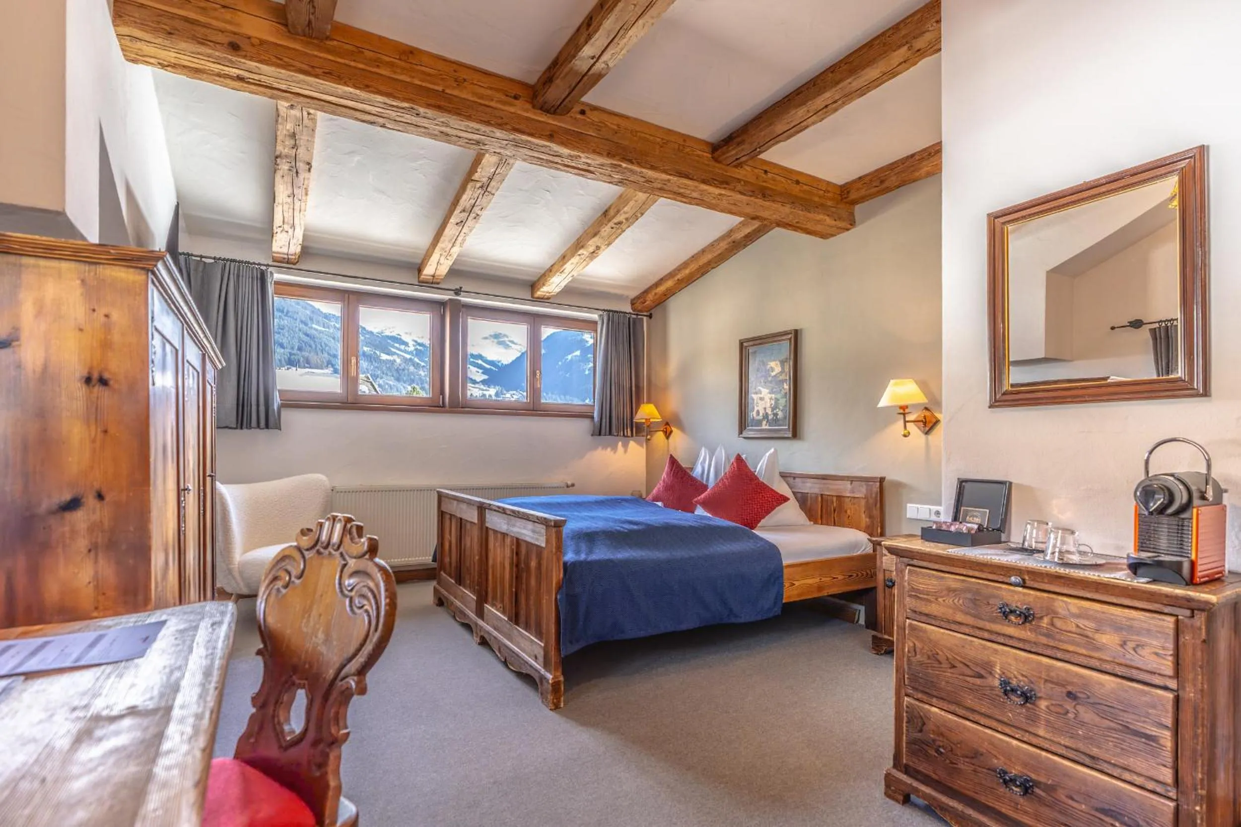 Bed in Gasthof Auwirt in Aurach
