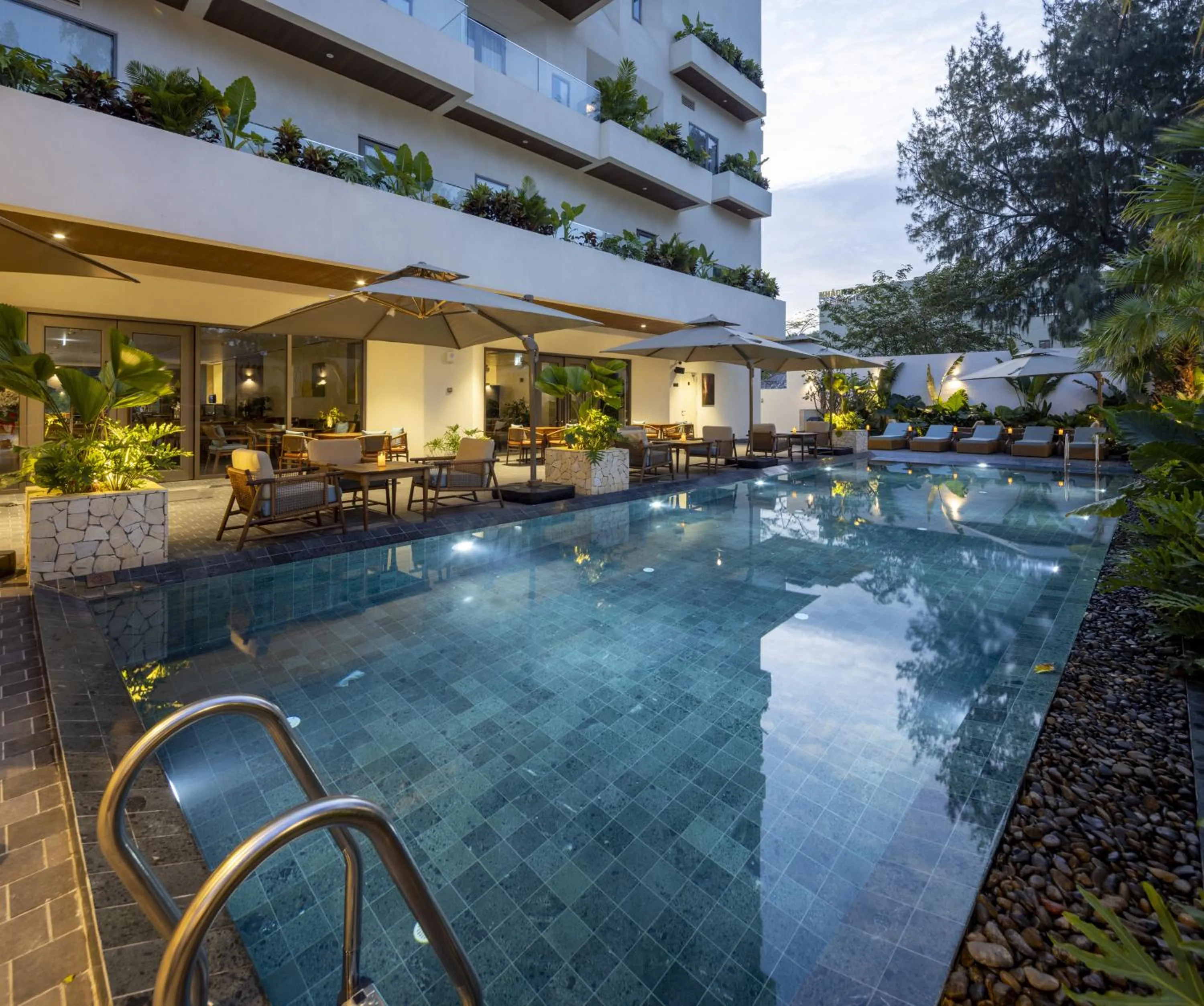 Swimming pool in Iconic Long Hai Hotel