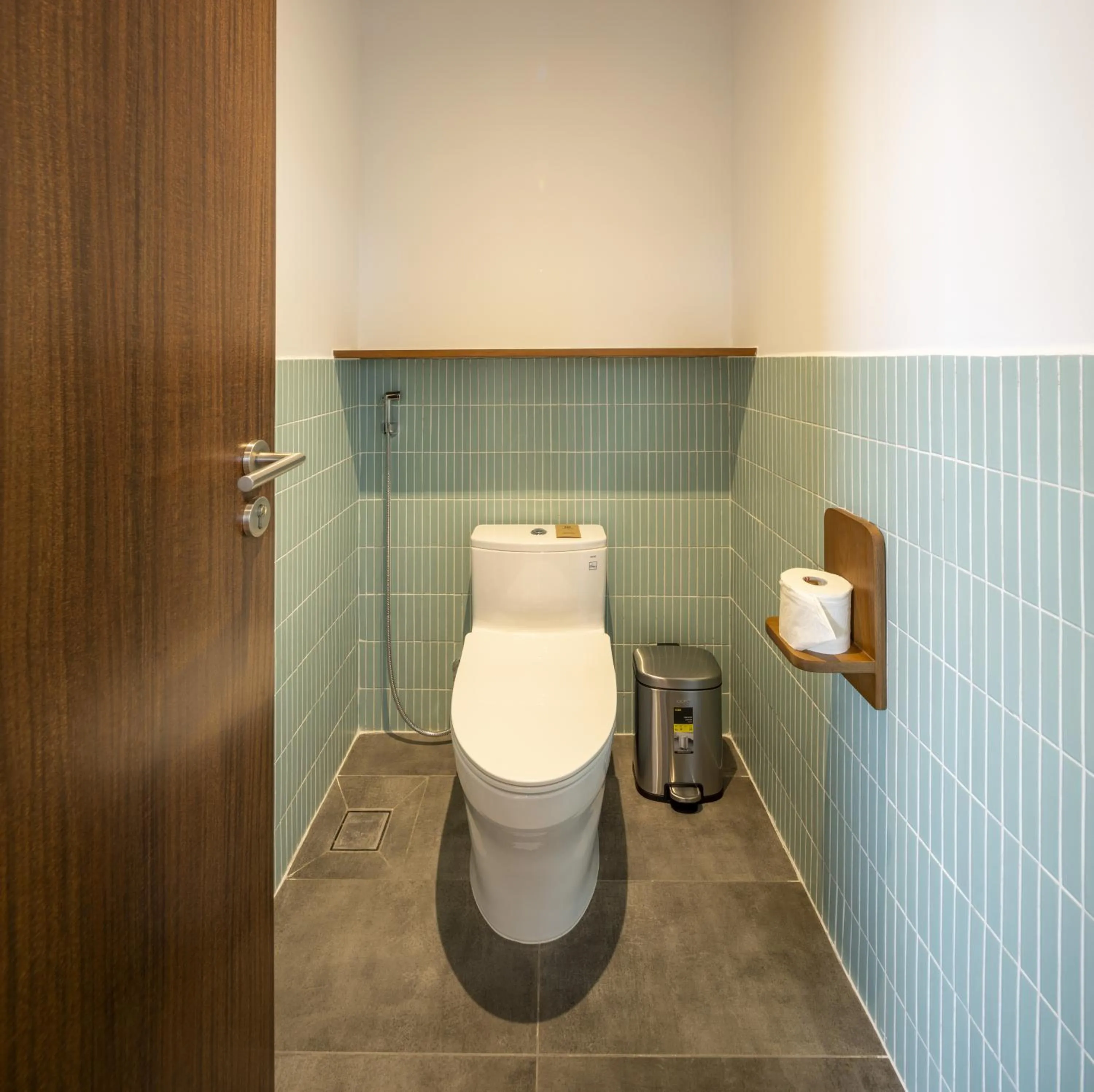 Toilet in Iconic Long Hai Hotel