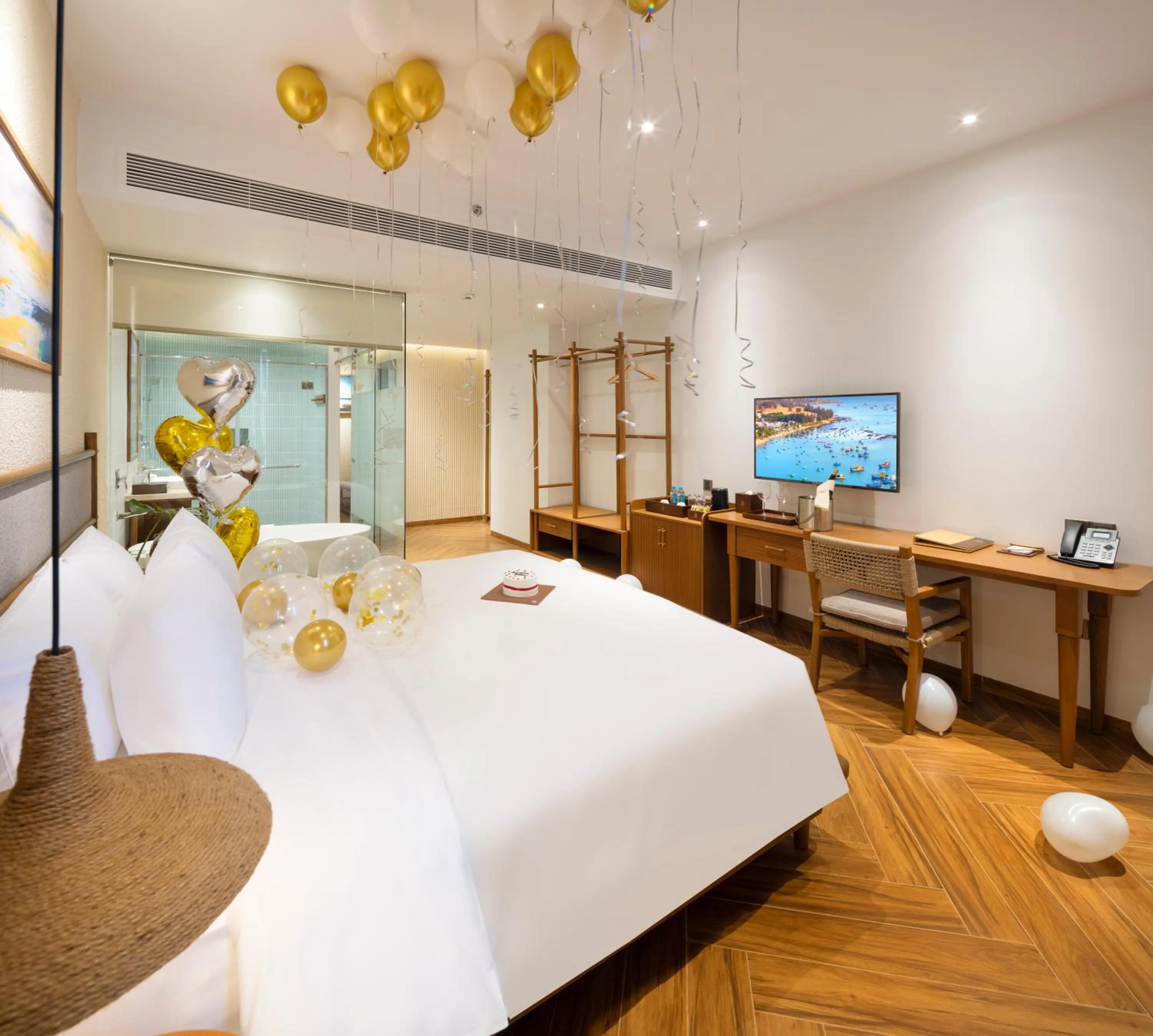 Bedroom, Bed in Iconic Long Hai Hotel