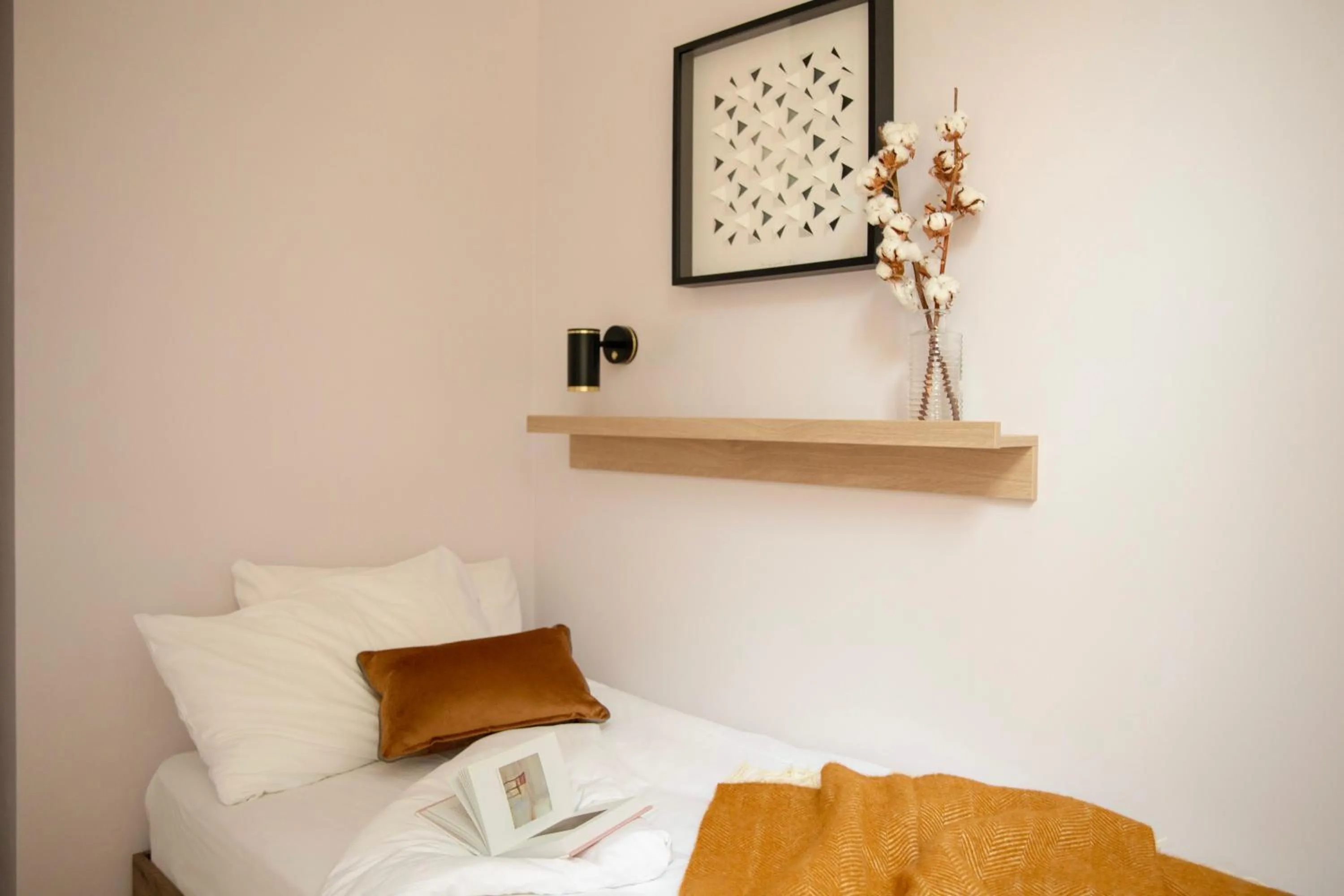 Bed in Bob W London Olympia