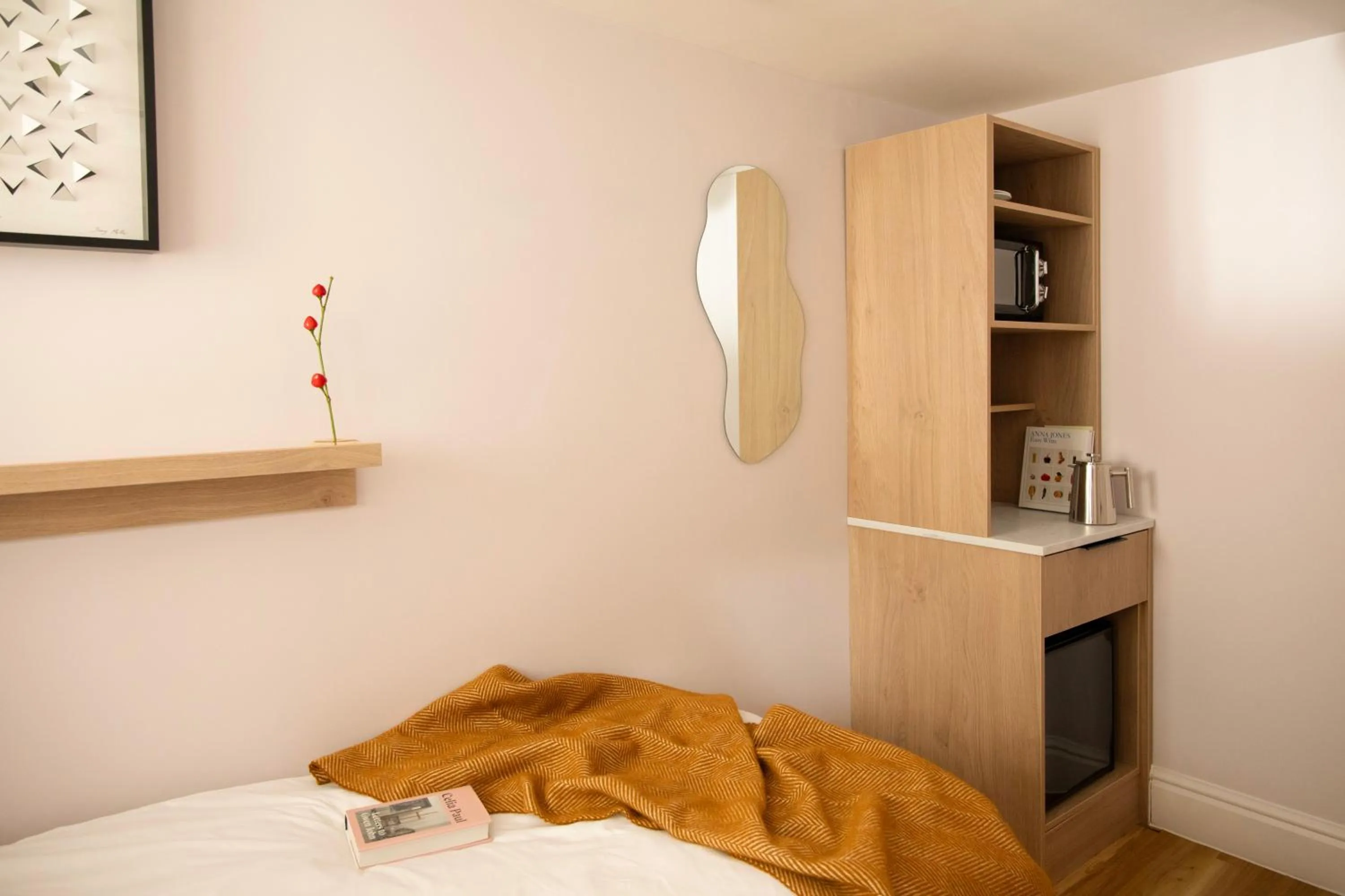 Bed in Bob W London Olympia