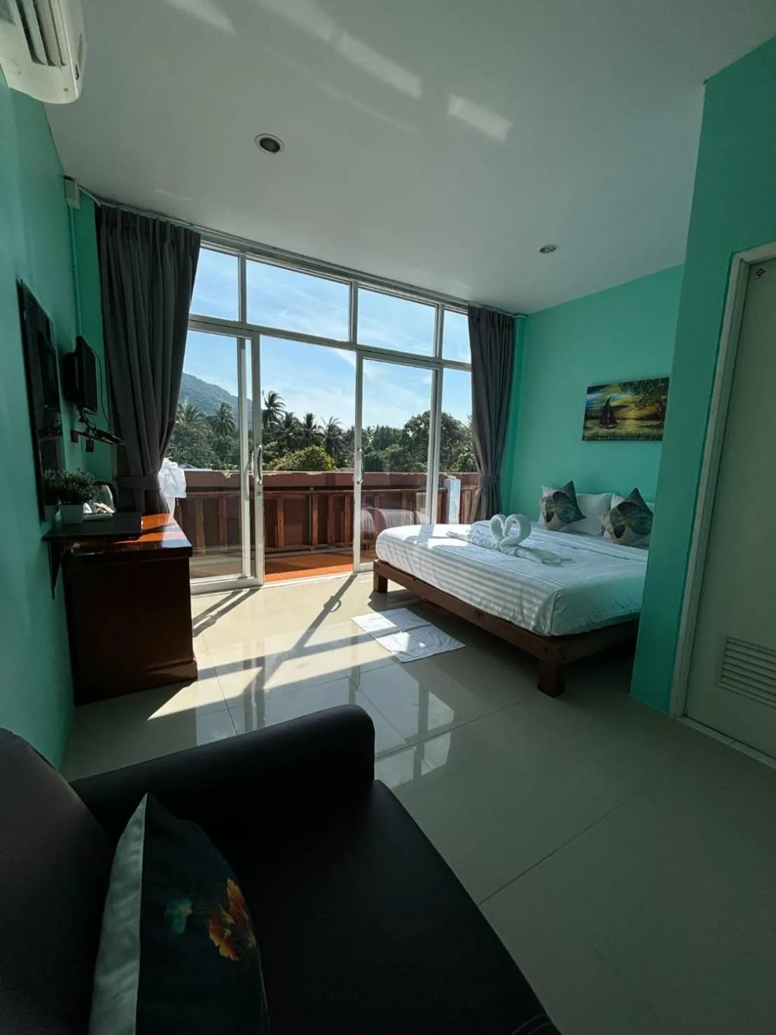 Bed in Hotel Rung Phangan