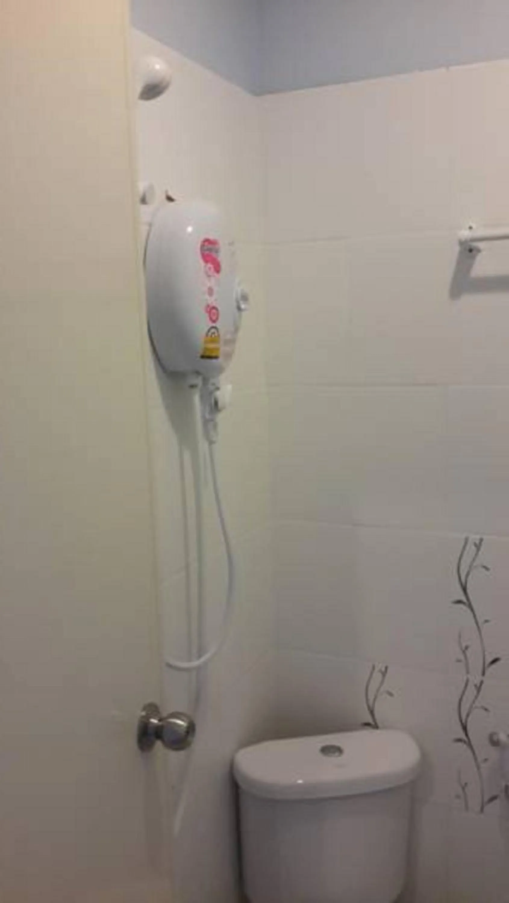 Toilet in Hotel Rung Phangan