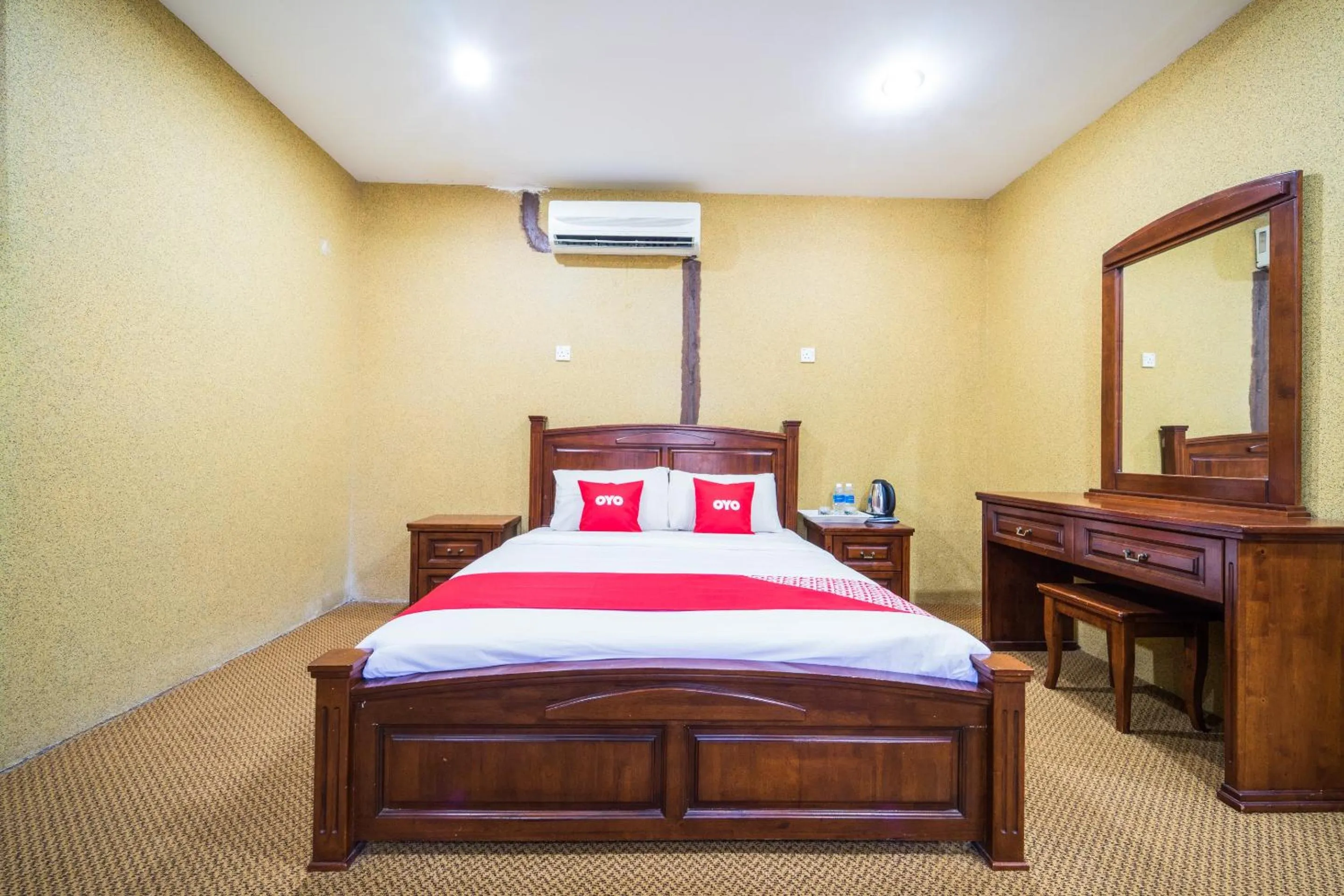Bedroom, Bed in Hotel O Terap Inn Kuala Nerang