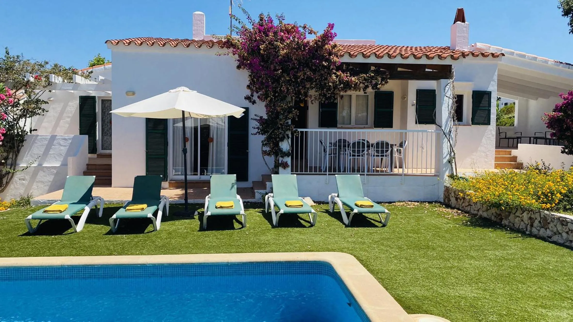 Property building in Villa Cristina
