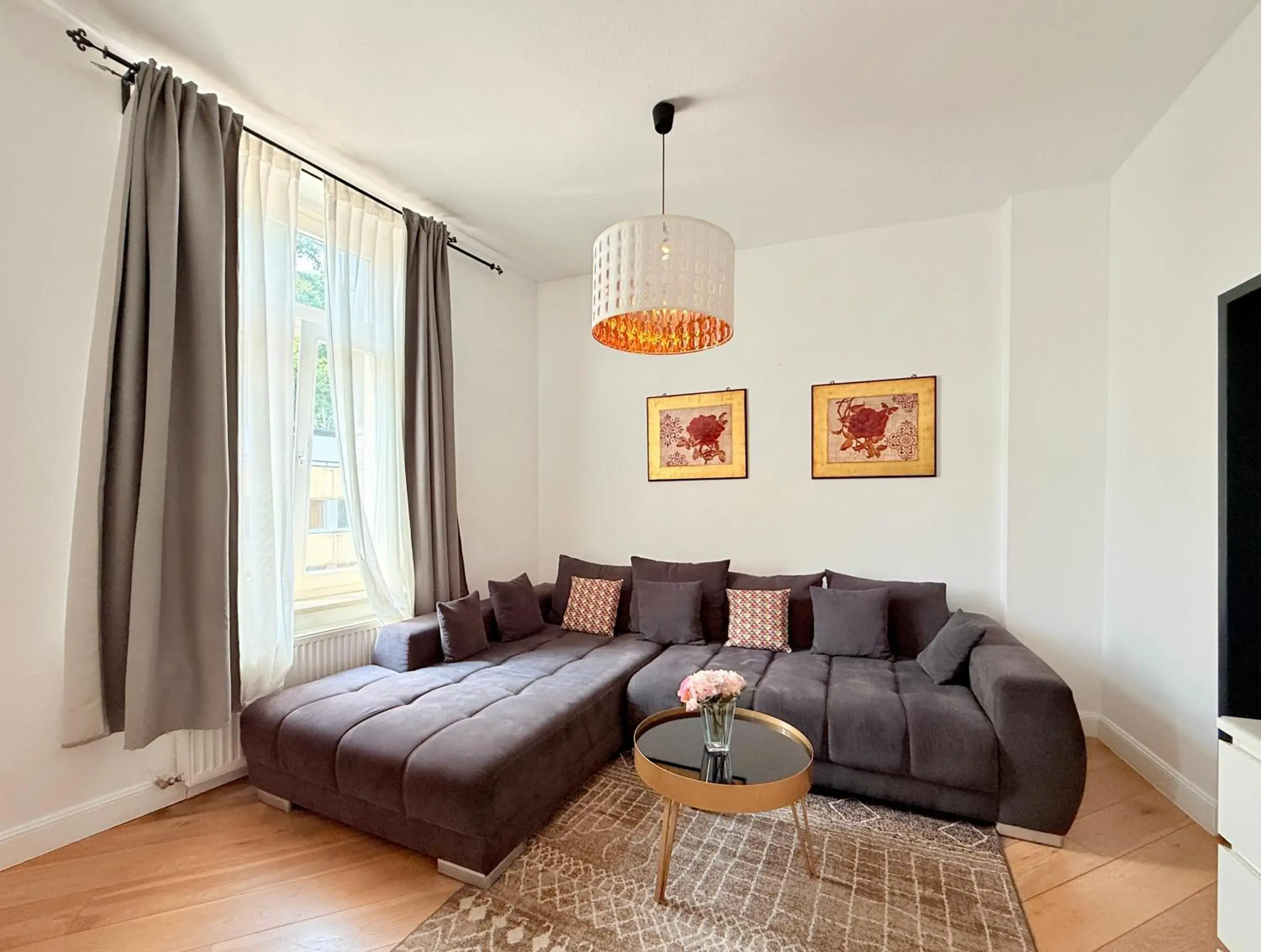 Suite with Balcony in FHS ApartHotel Suite with Balcony in FHS ApartHotel