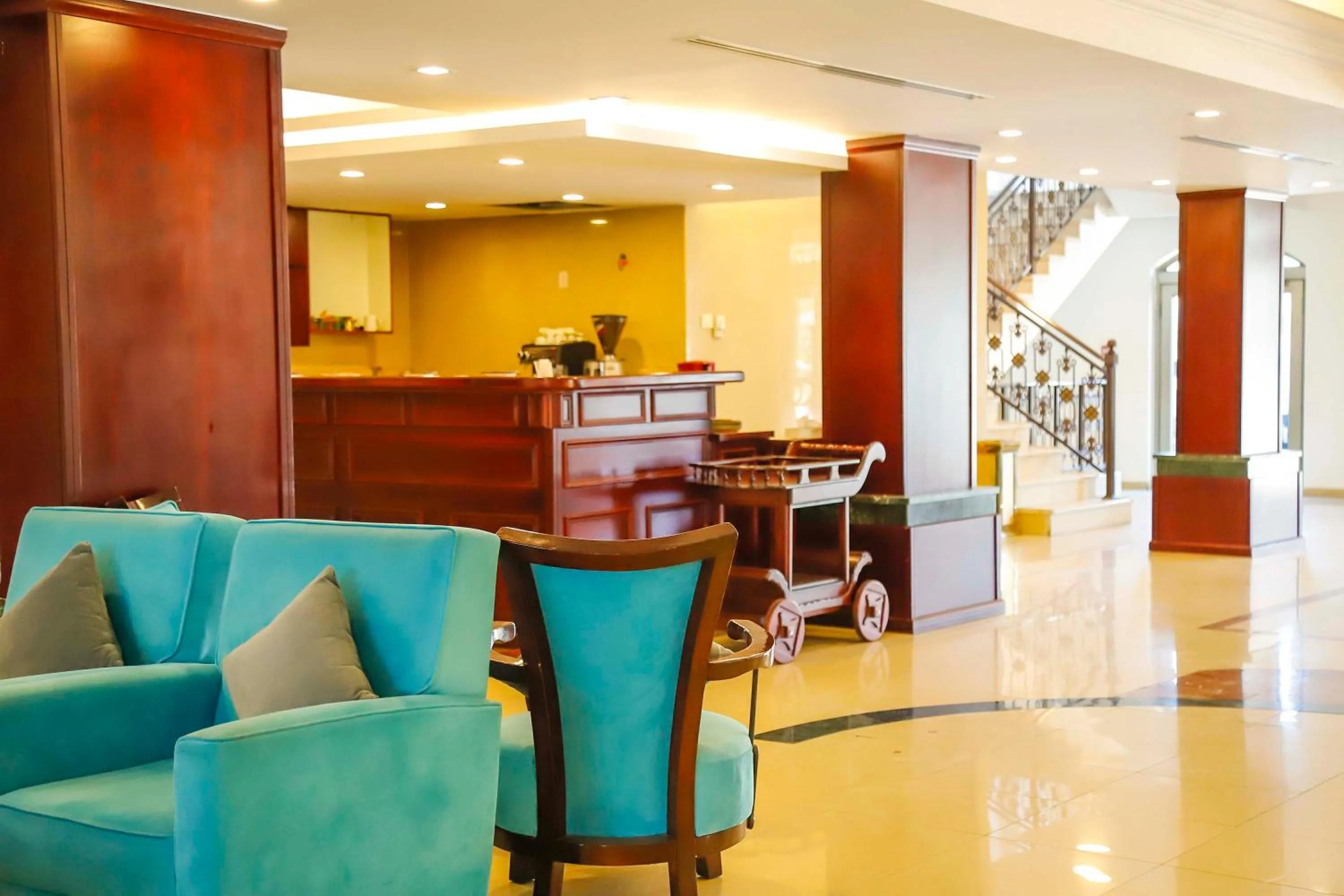 Coffee/tea facilities in City Inn Palace Hotel