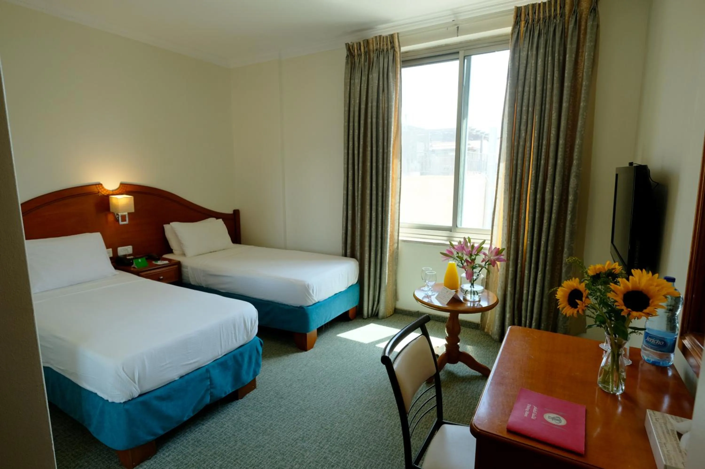 Photo of the whole room, Bed in City Inn Palace Hotel