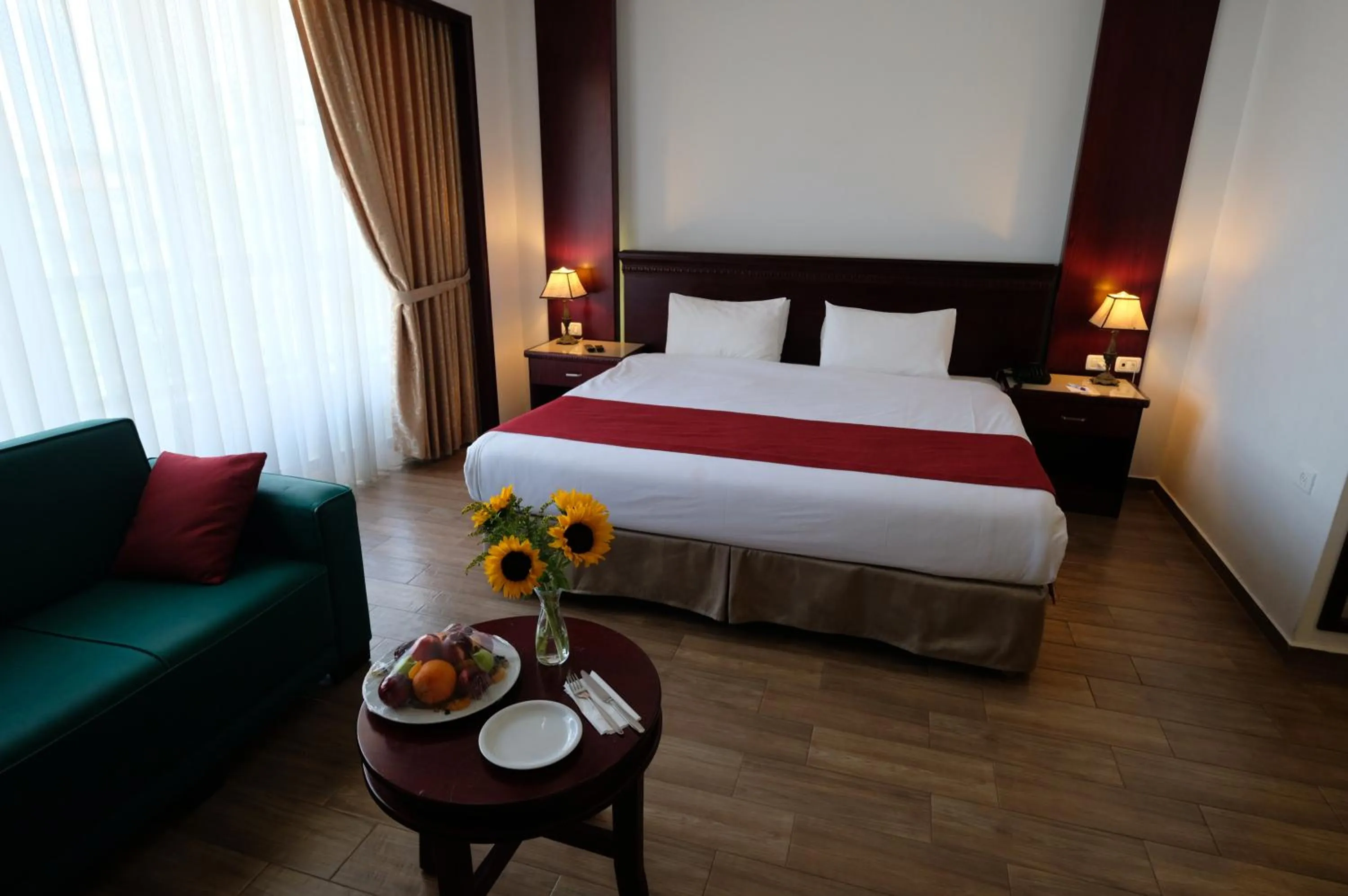 Photo of the whole room, Bed in City Inn Palace Hotel