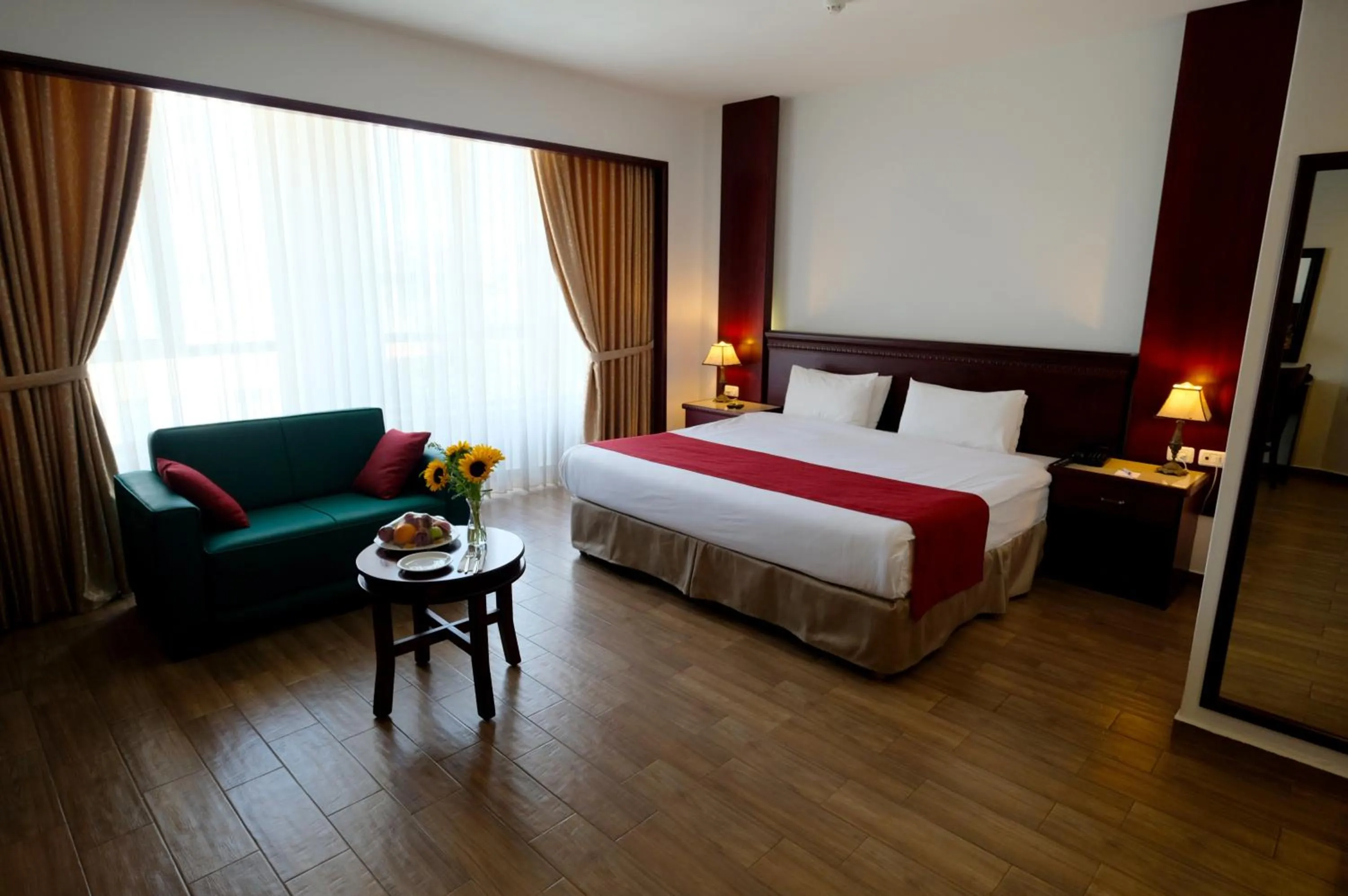 Photo of the whole room, Bed in City Inn Palace Hotel