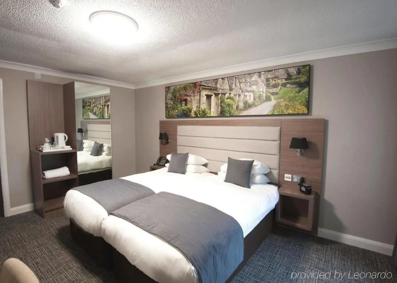 Photo of the whole room, Bed in Riverside Hotel