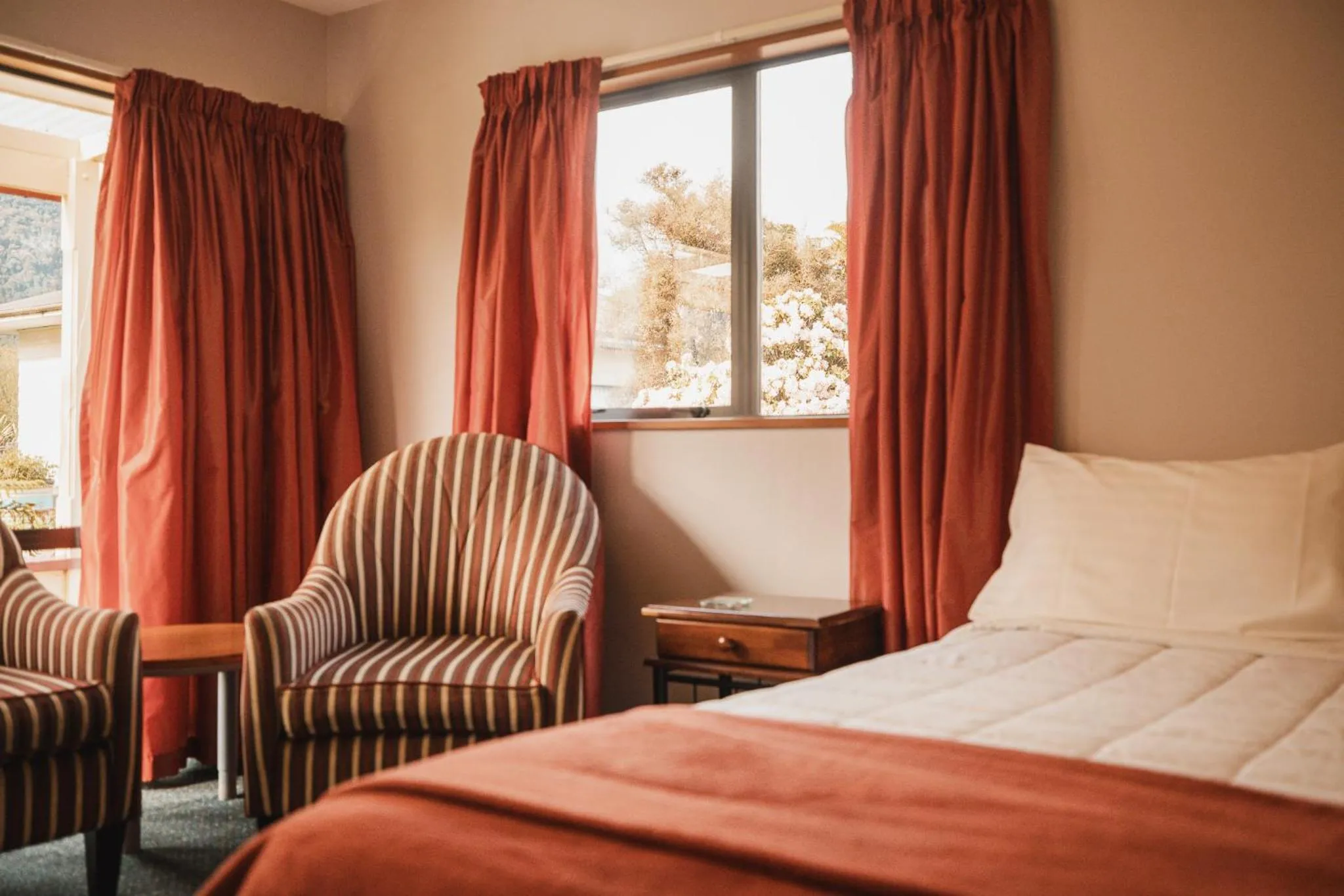 Bed in Ropatinis Bed & Breakfast