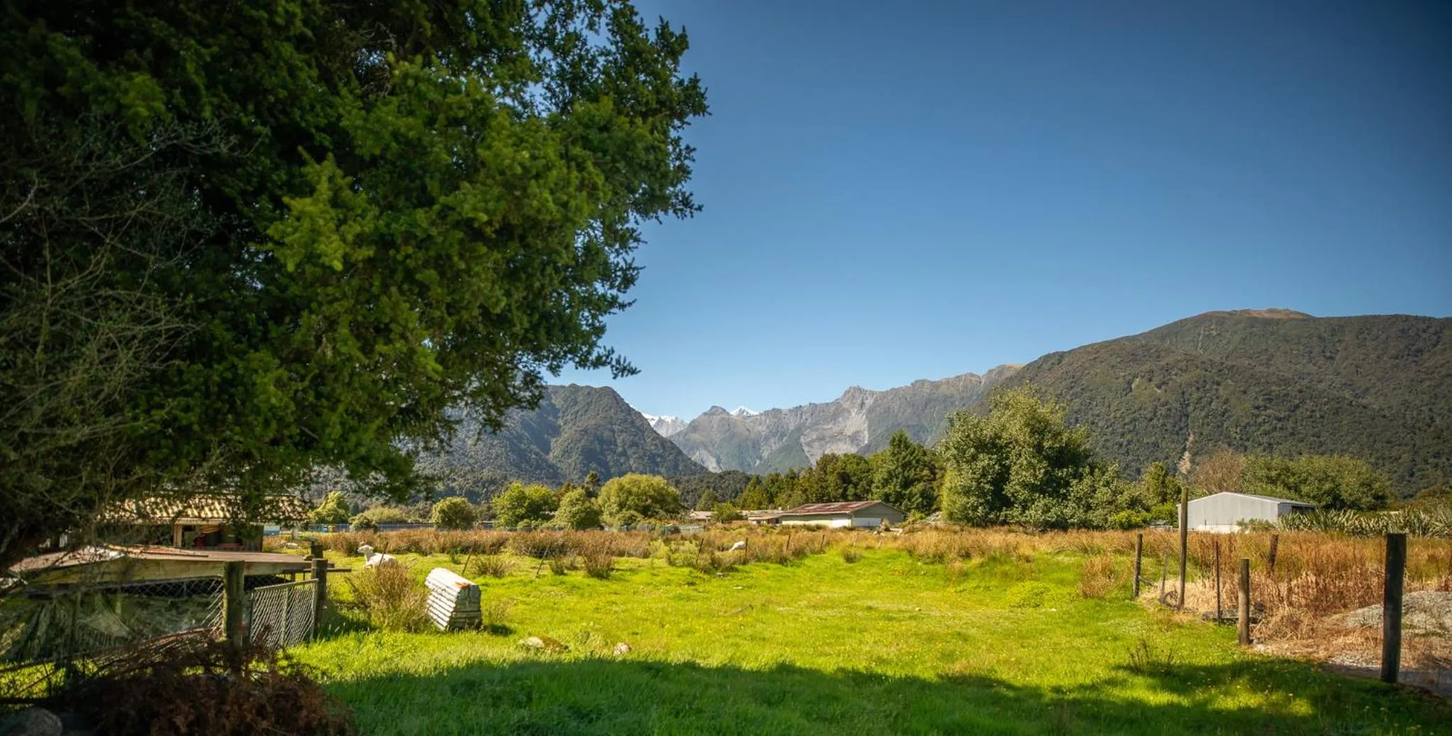 Natural landscape in Ropatinis Bed & Breakfast