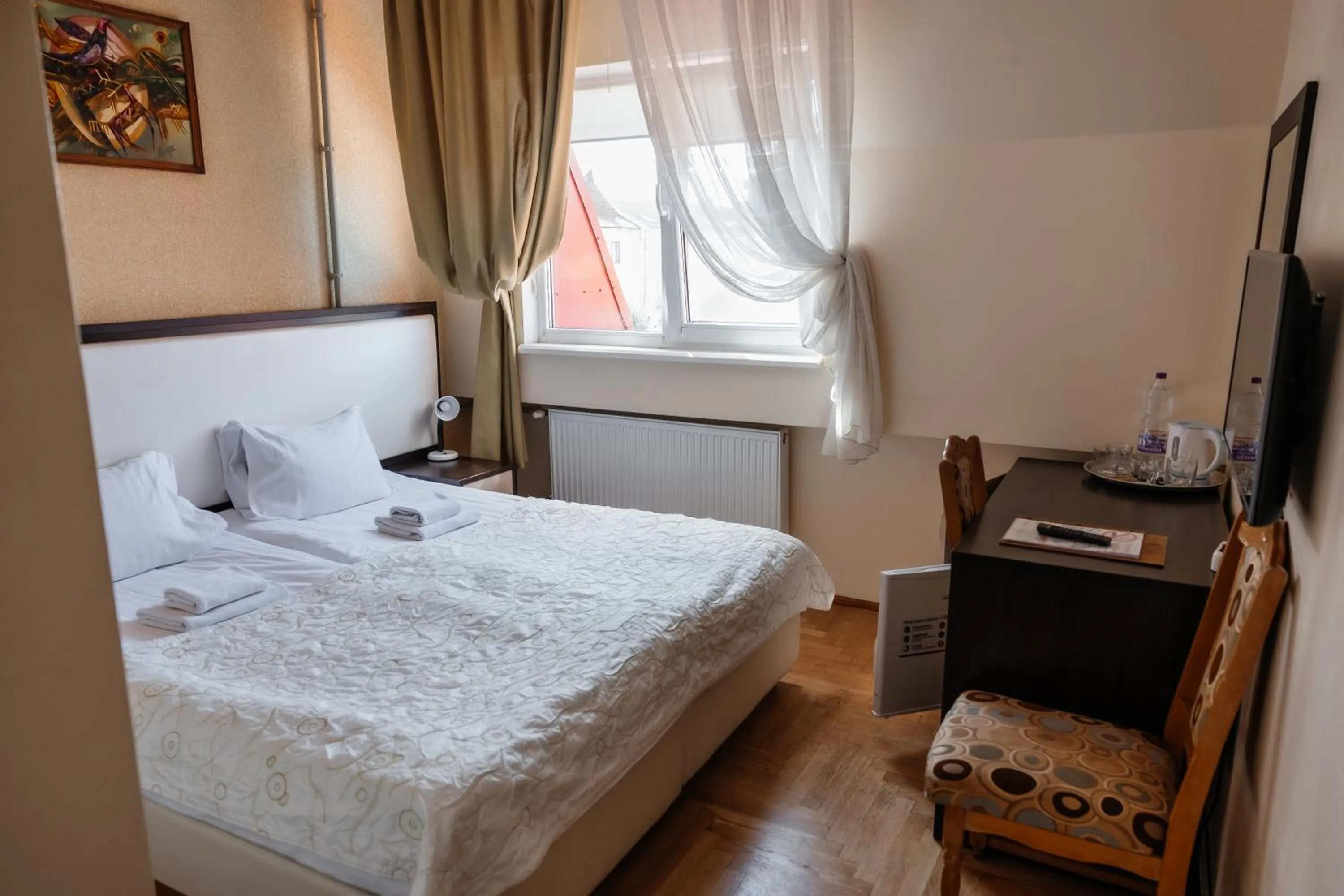 Bed in Pysanka Hotel
