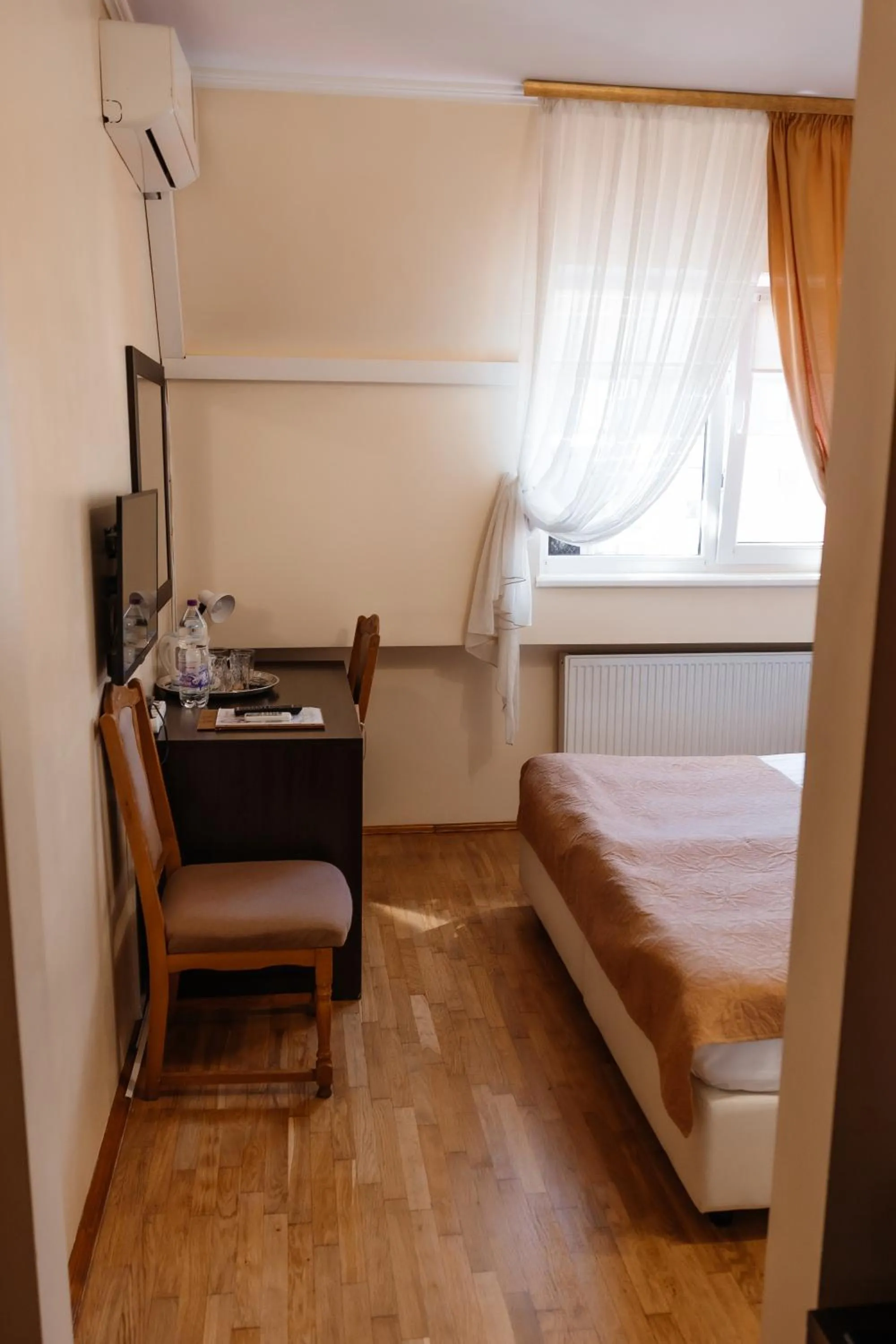 Bed in Pysanka Hotel