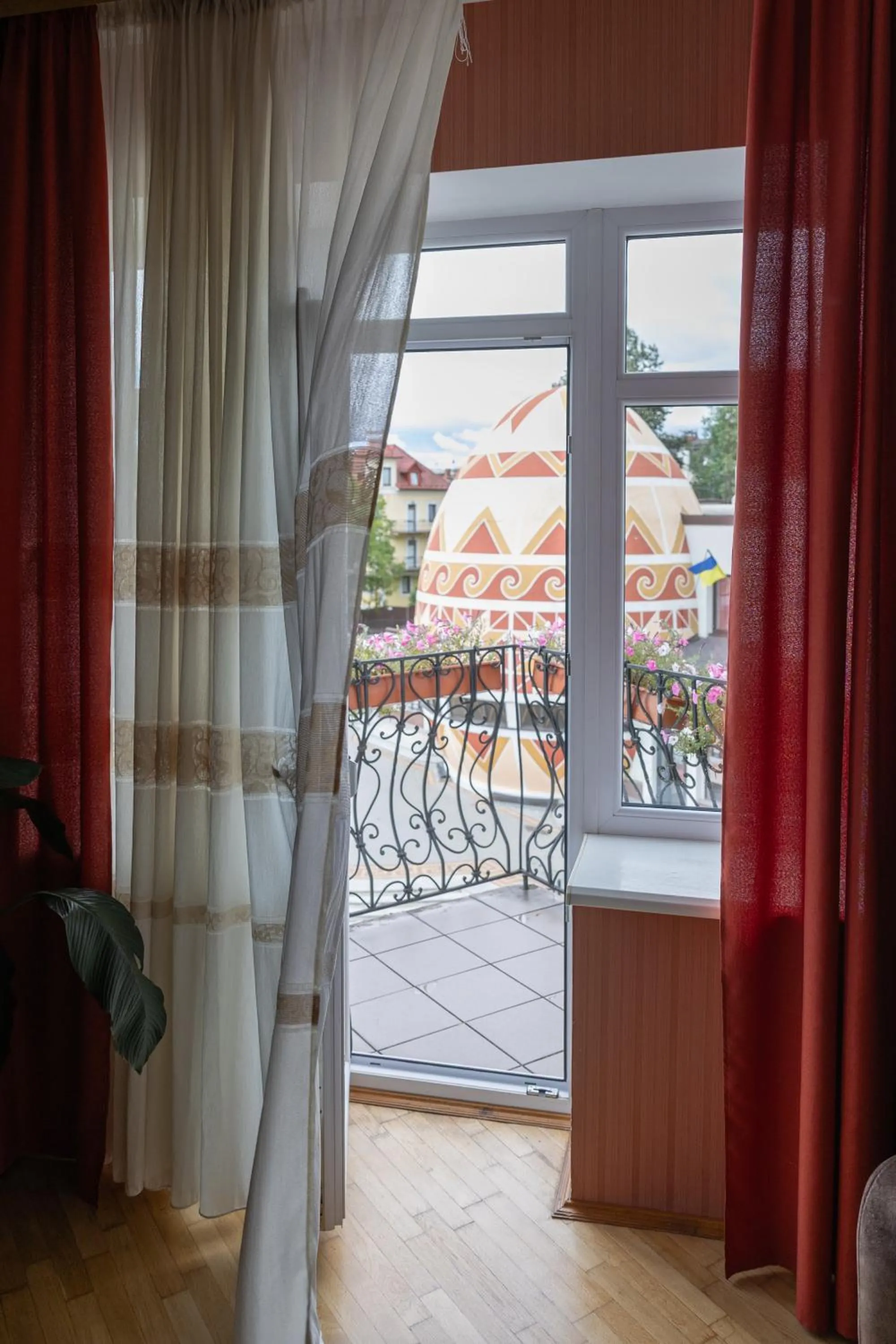 Pysanka Hotel