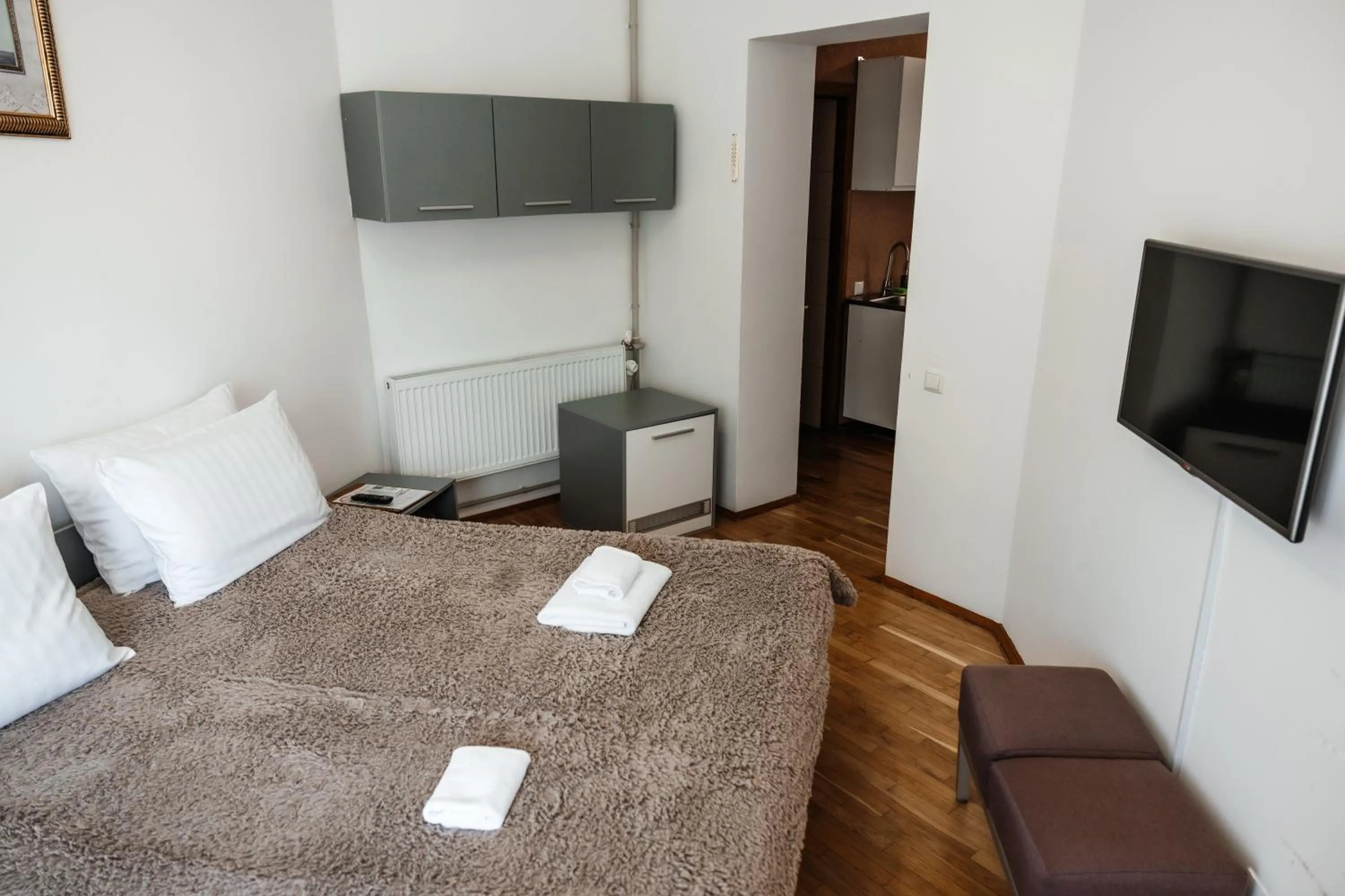 Bed in Pysanka Hotel